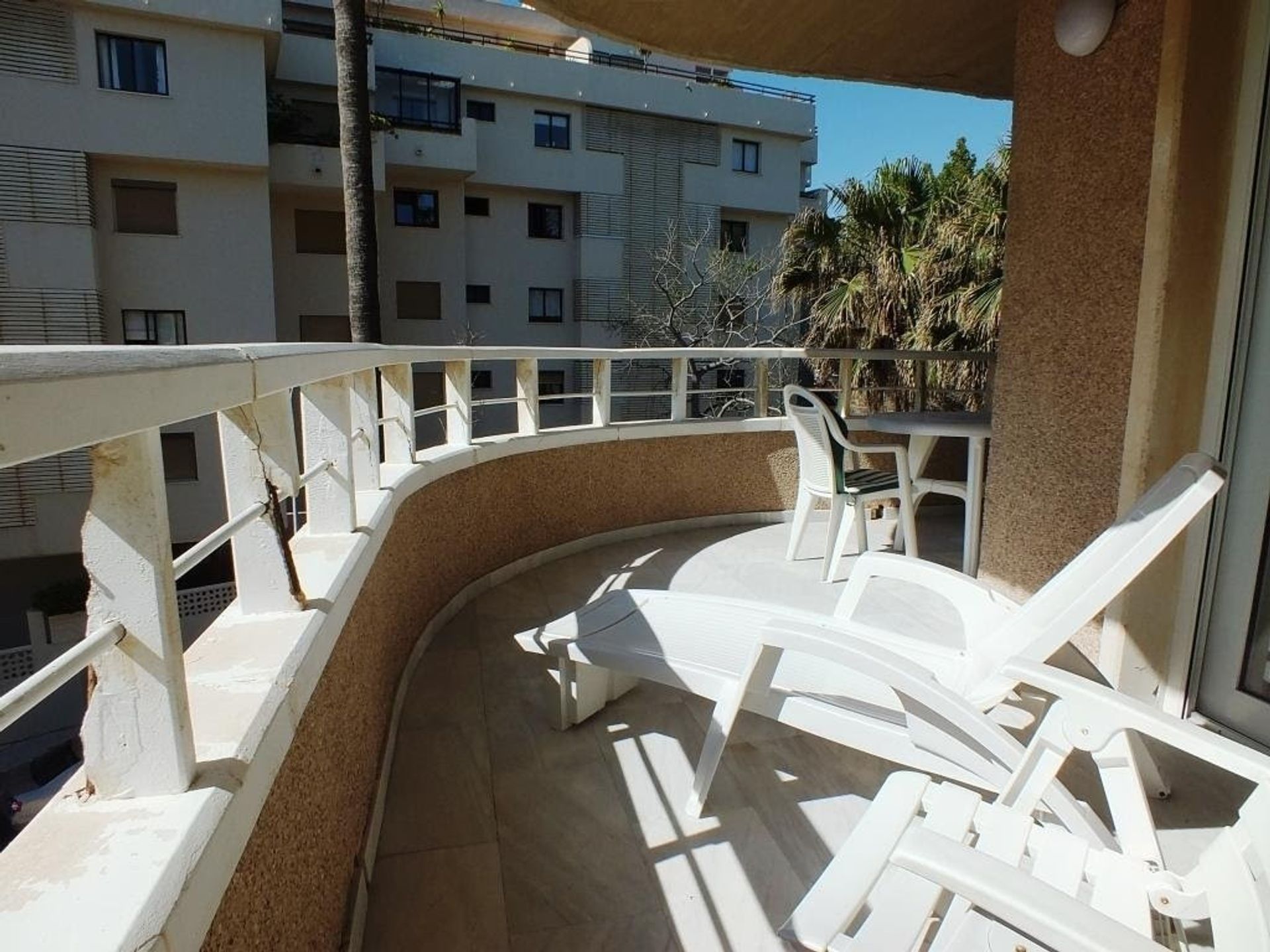 Osakehuoneisto sisään Torremolinos, Andalucía 11272246