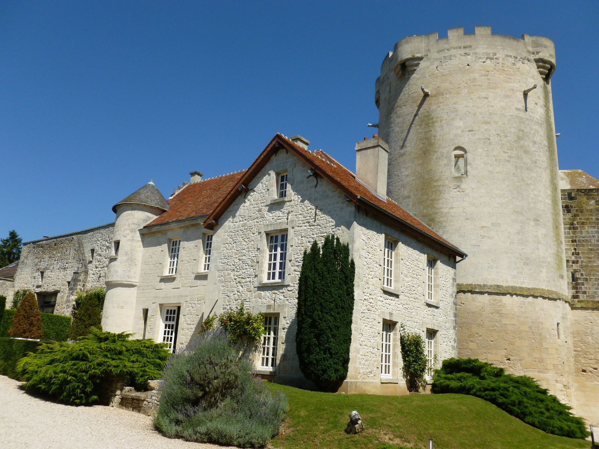 Hus i Soissons, Hauts-de-France 11274348