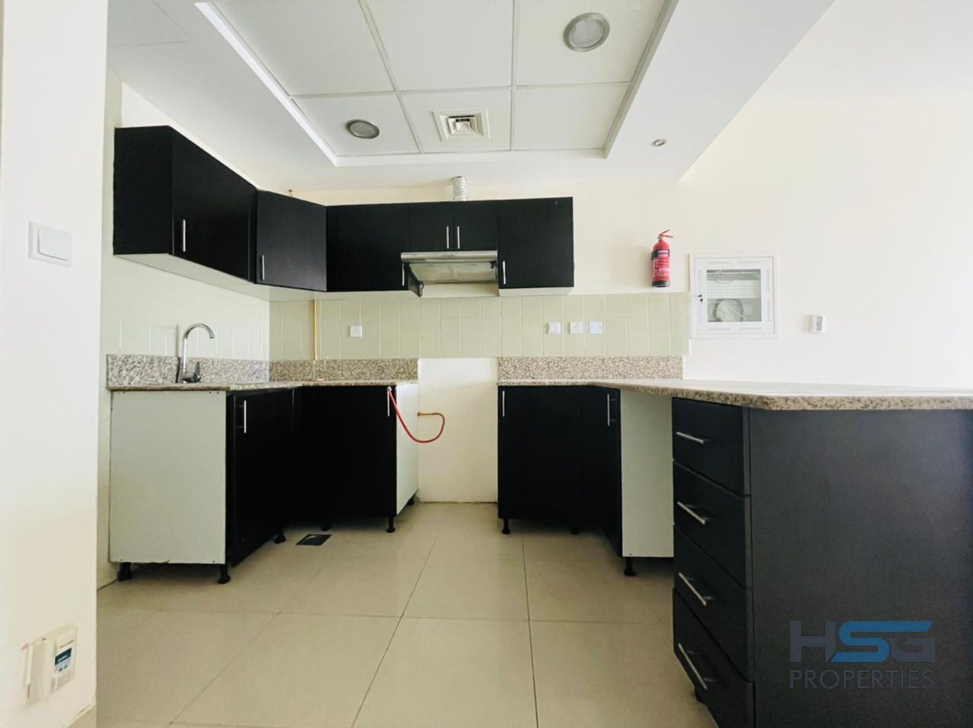 Condominium dans Warisan, Dubaï 11274559