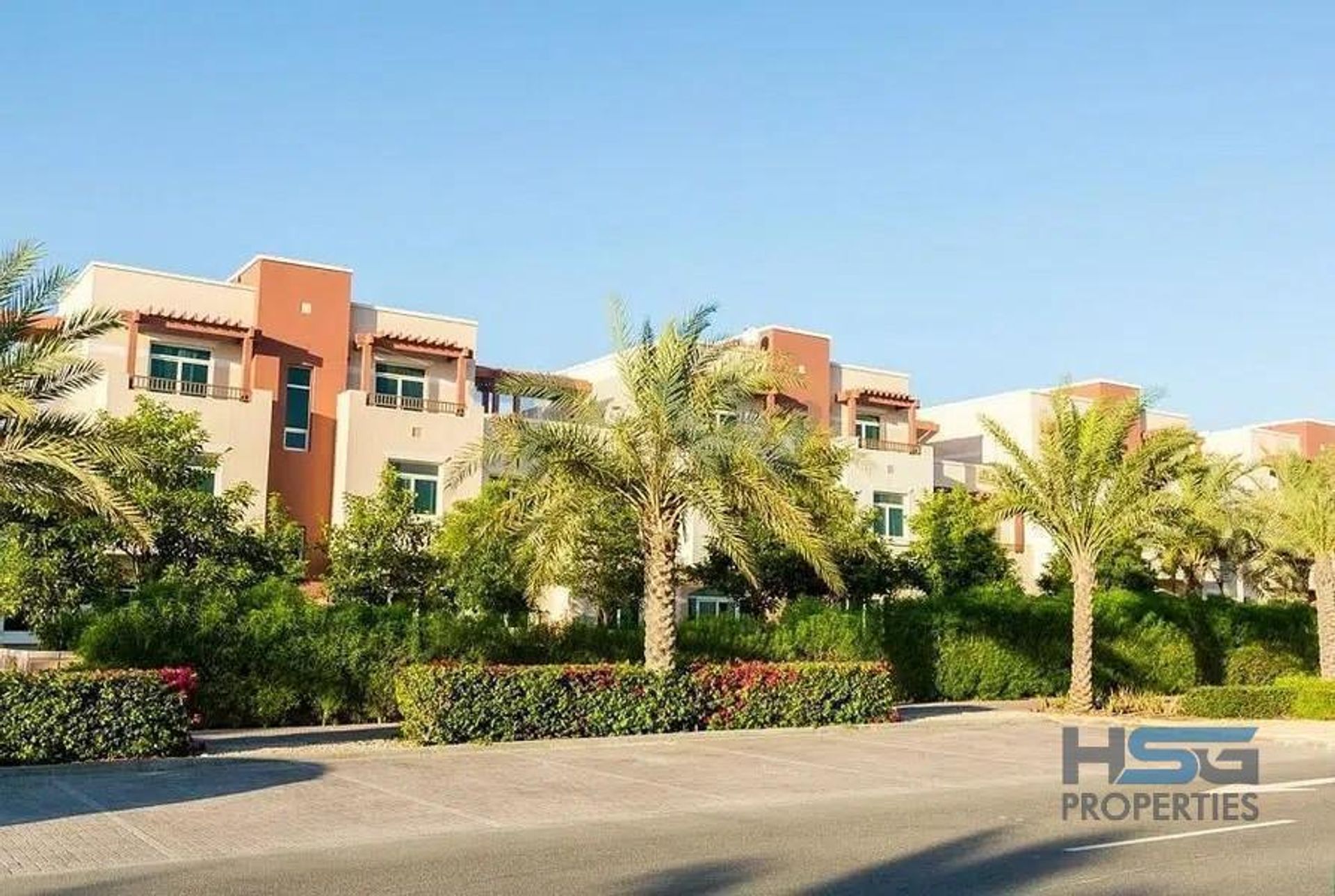 Condominium in Abu Dhabi, Abu Dhabi 11274621