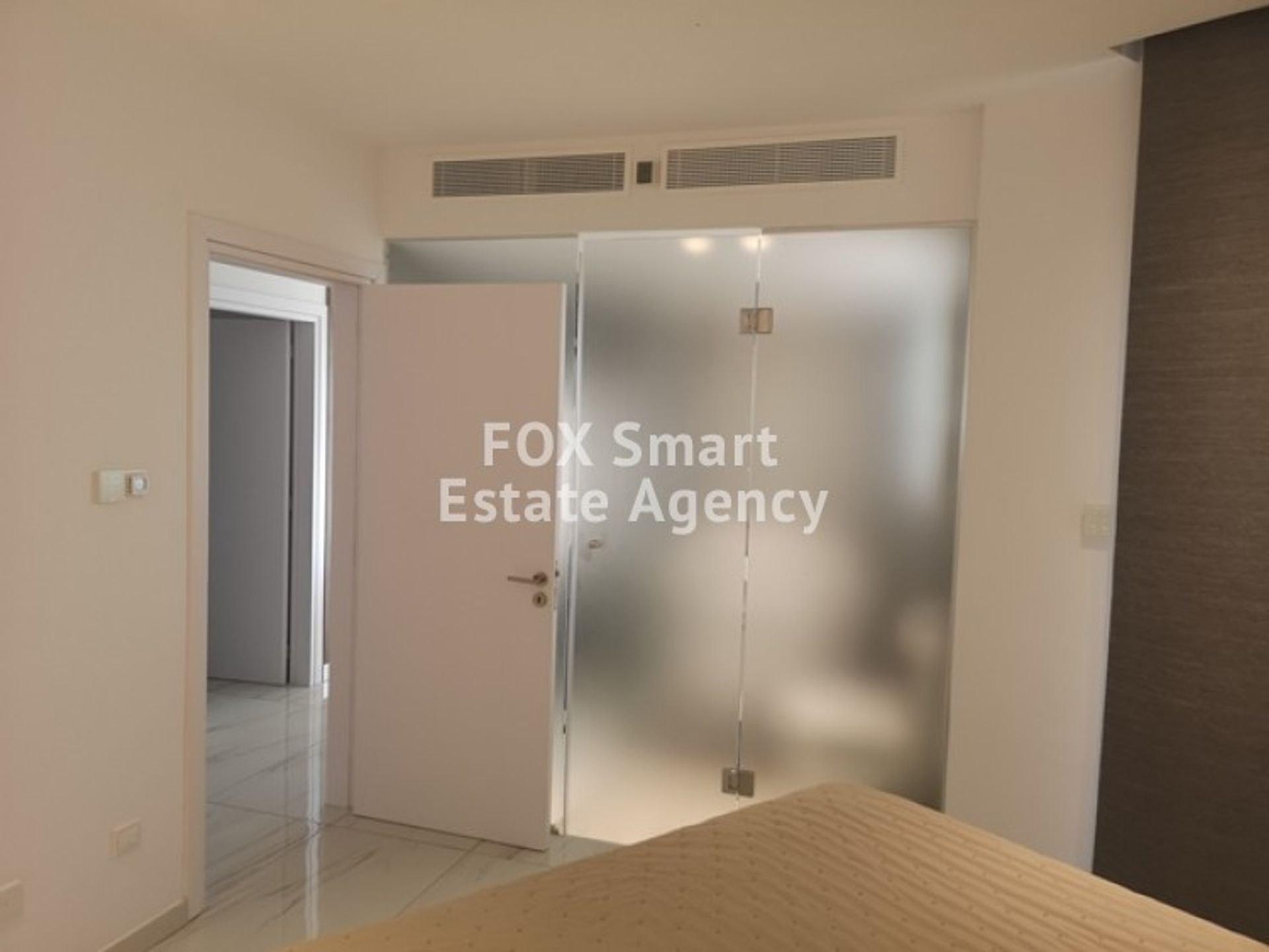 Condominium in Limassol, Limassol 11275202