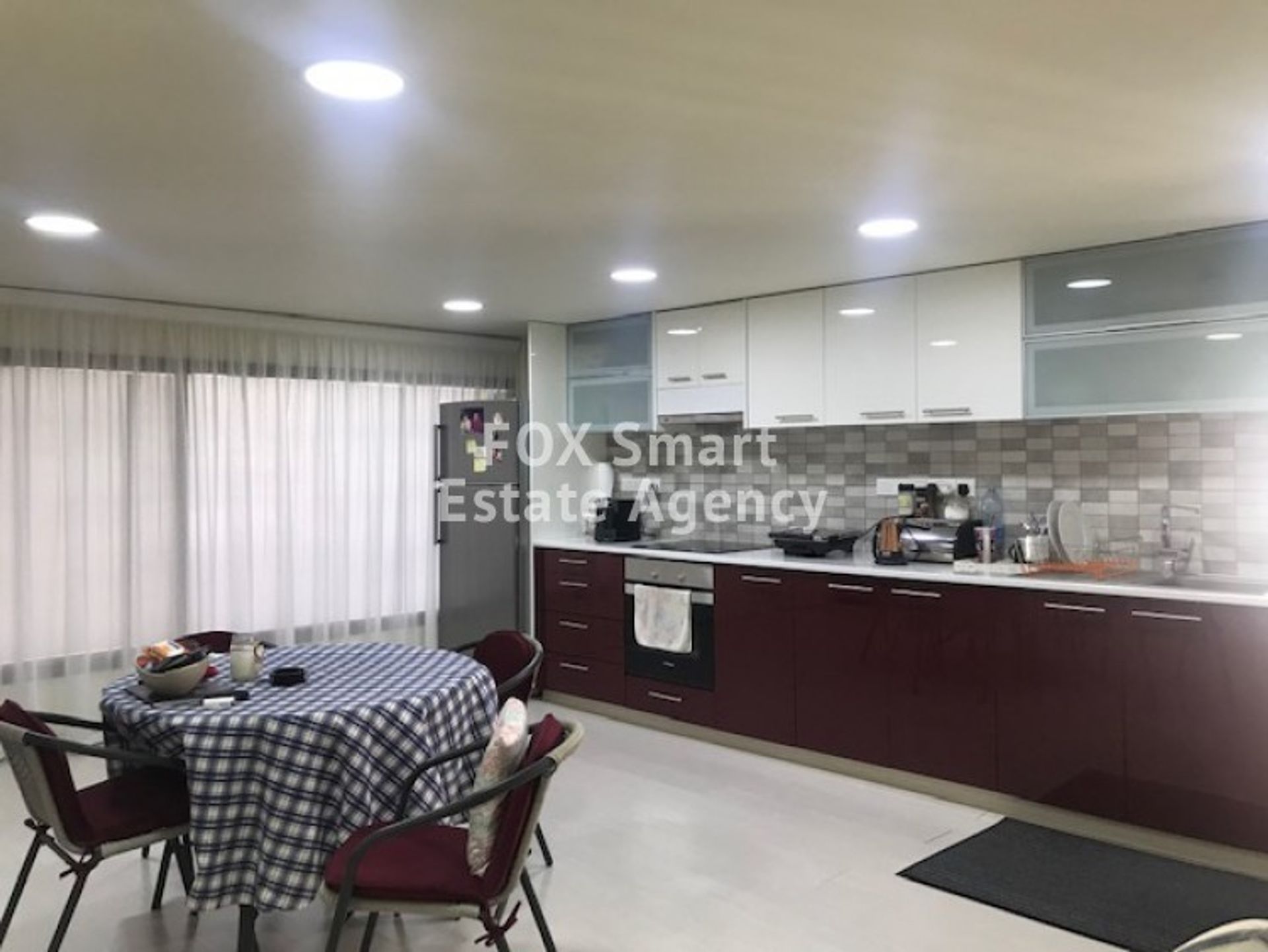 Teollinen sisään Limassol, Limassol 11275215