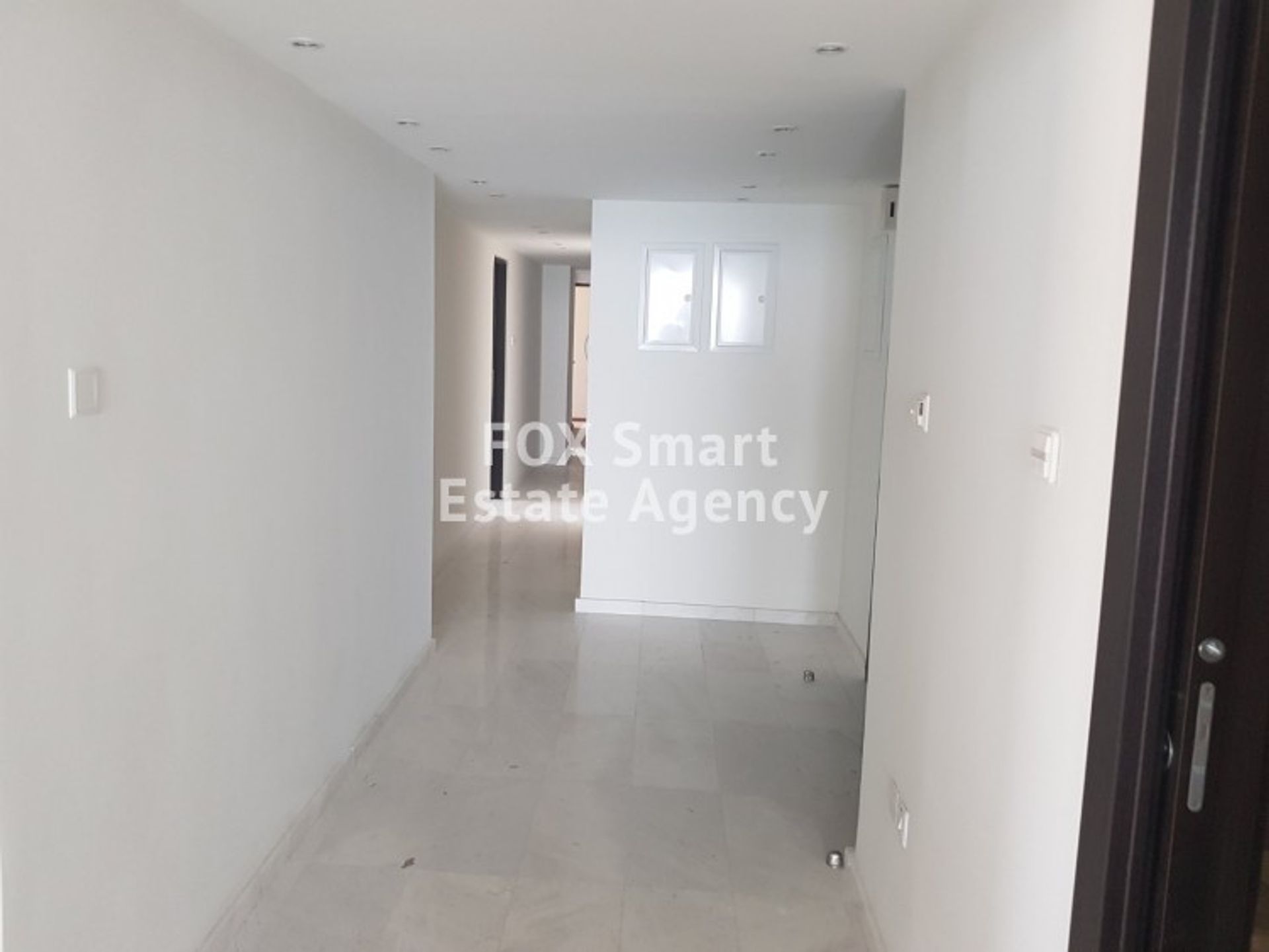 Condominium dans Agios Tychon, Limassol 11275281