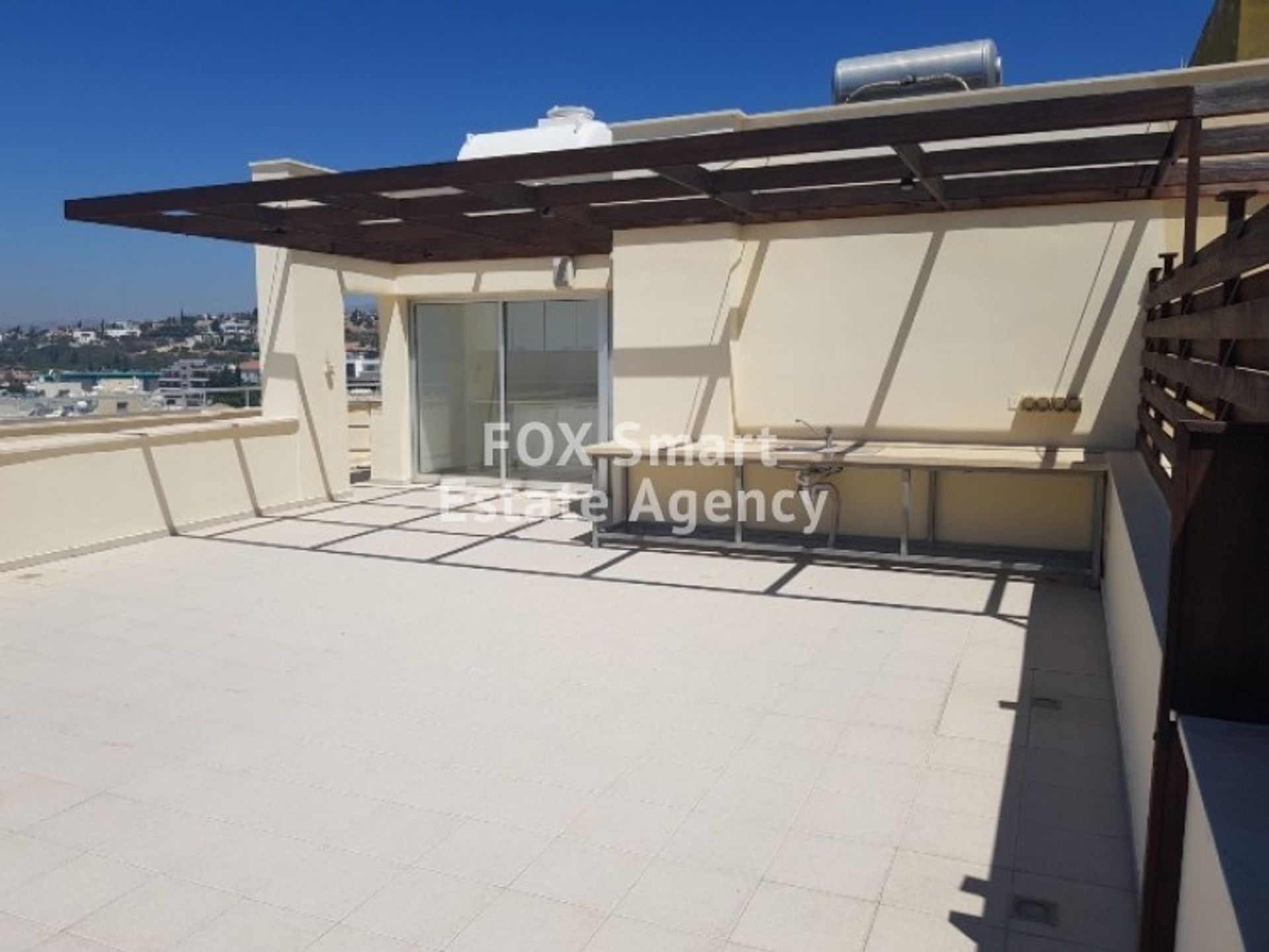 Condominium dans Agios Tychon, Limassol 11275281