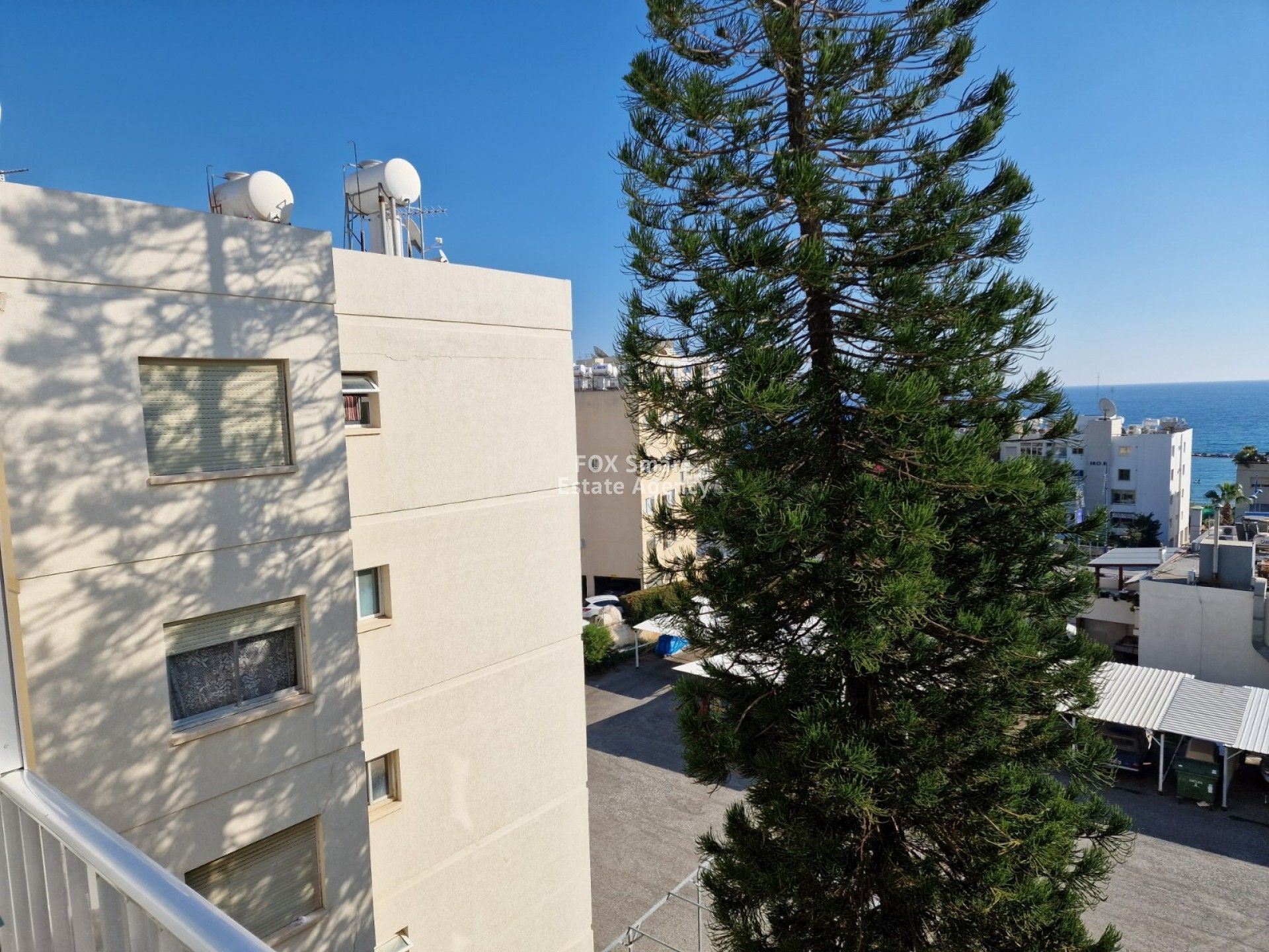 Condominium dans Agios Tychon, Larnaka 11275403