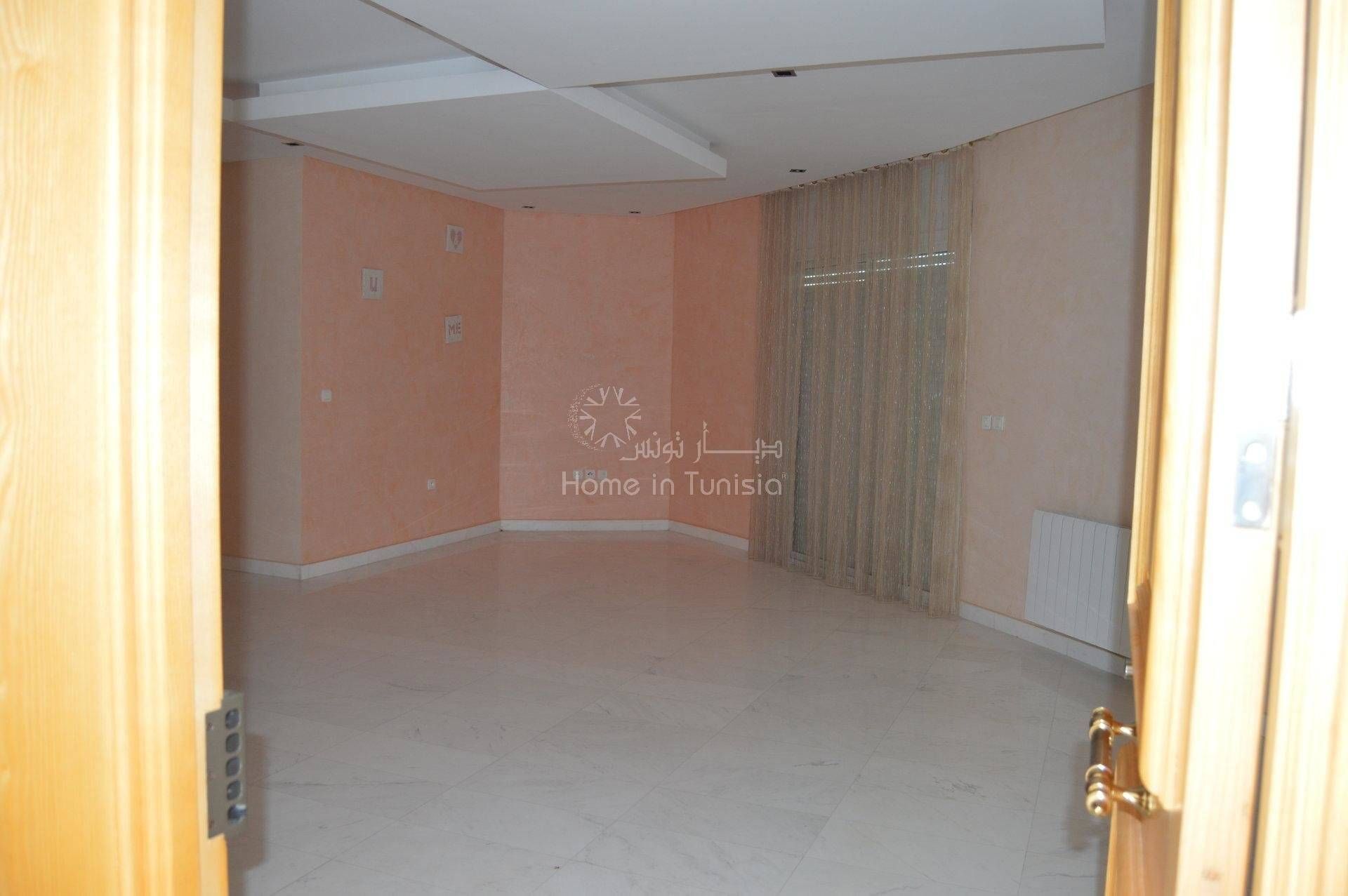 House in , Tunis 11276048