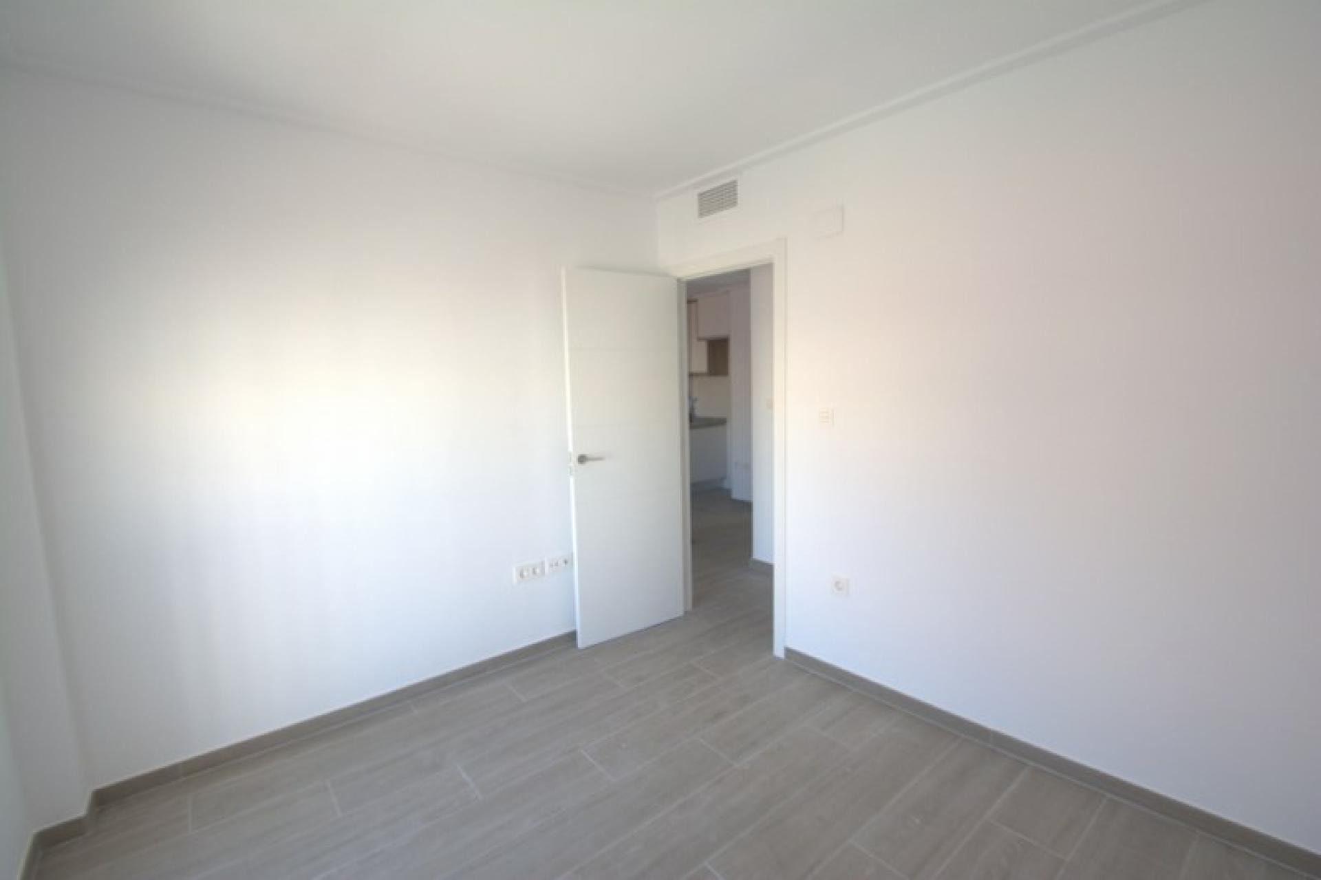 Condominium in Guardamar del Segura, Valencia 11276787