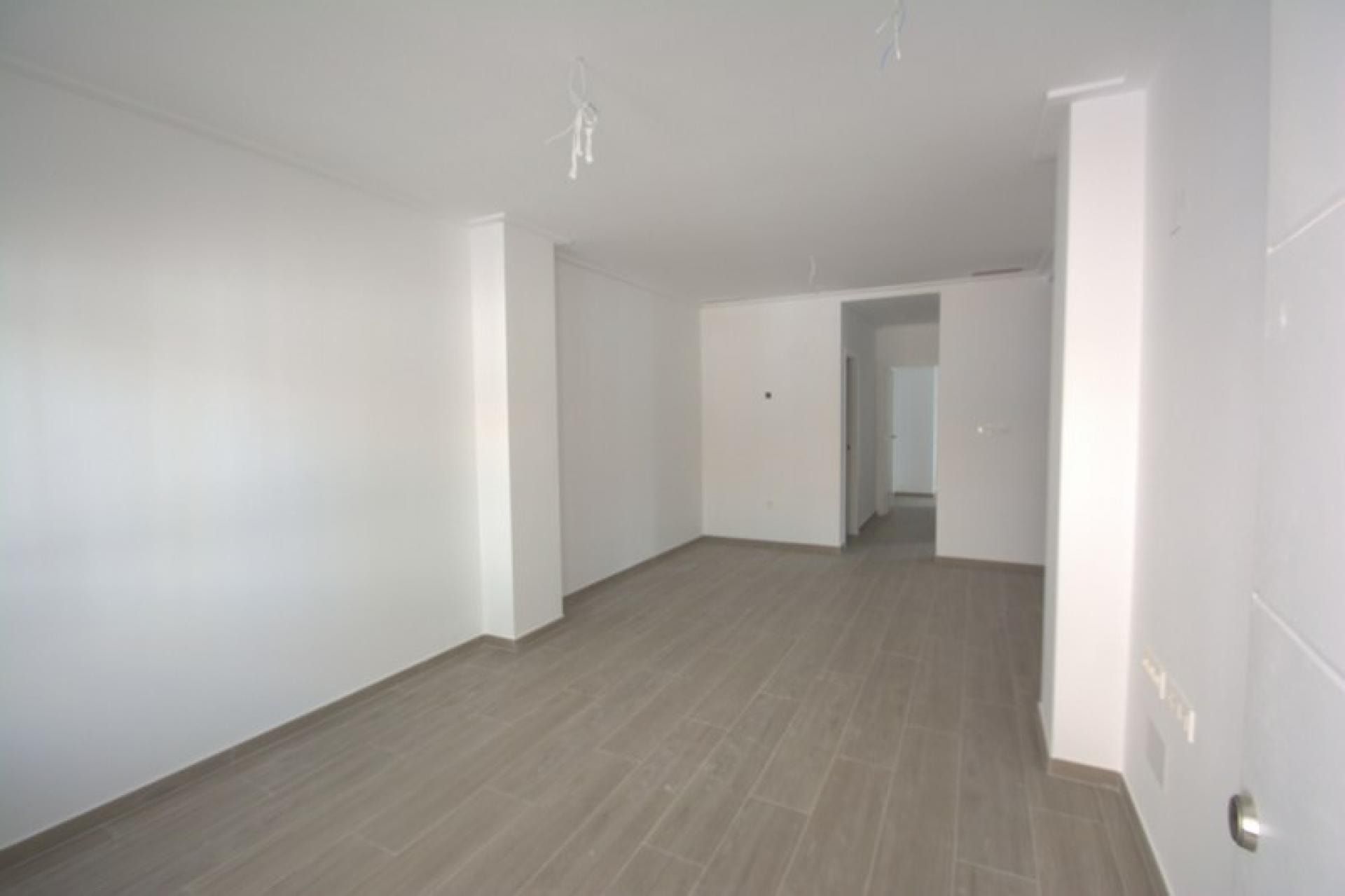 Condominium in Guardamar del Segura, Comunidad Valenciana 11276787