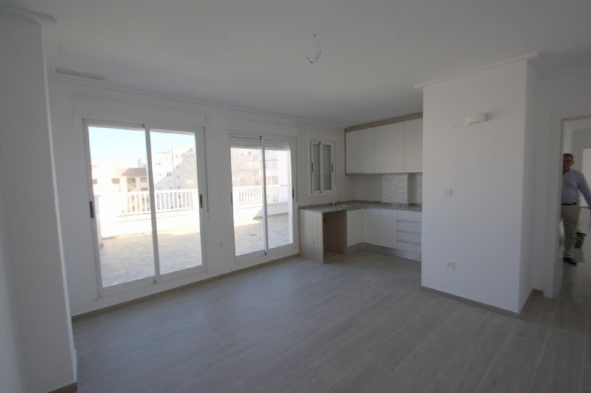 Condominium in Guardamar del Segura, Comunidad Valenciana 11276787