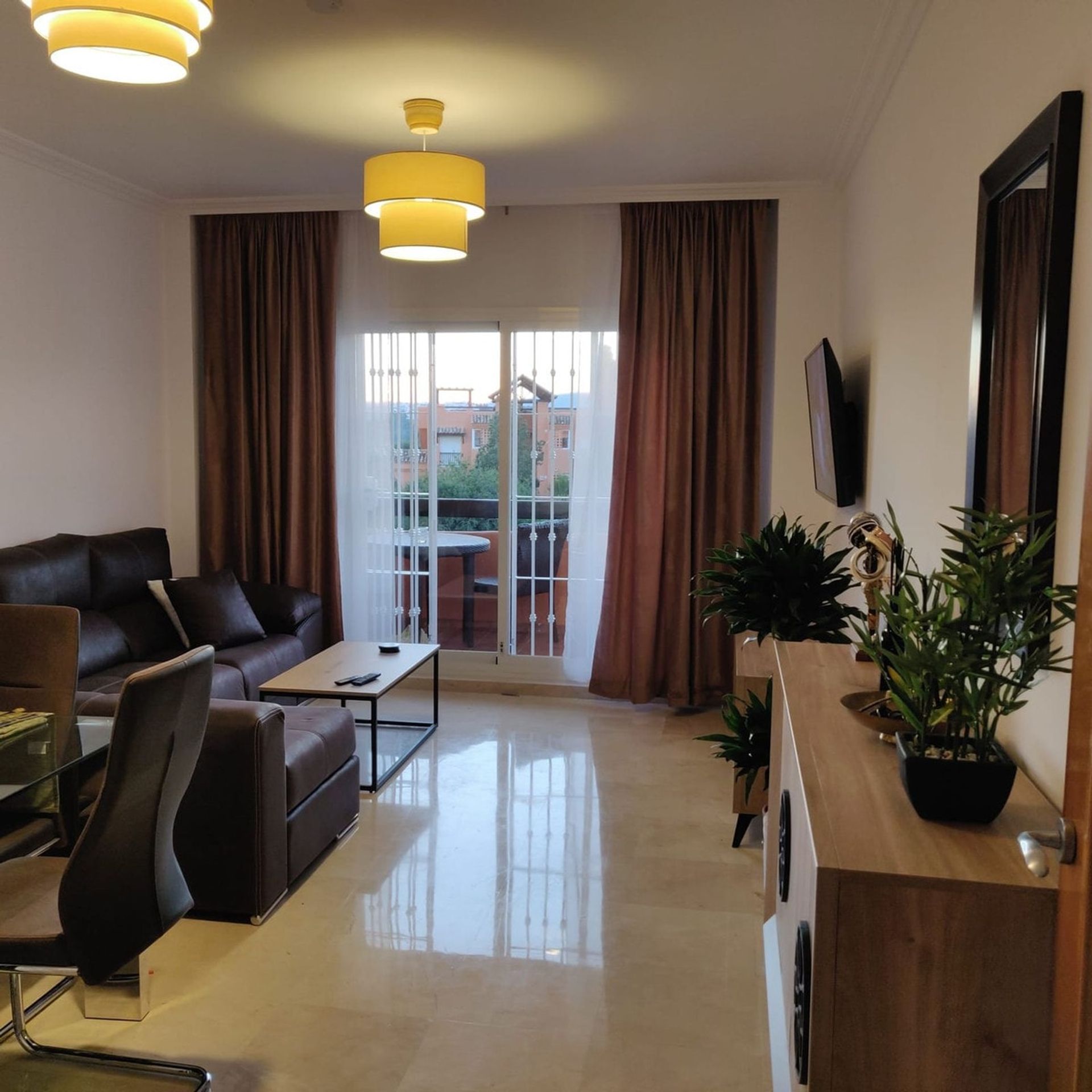 Condominium dans San Luis de Sabinillas, Andalousie 11277122