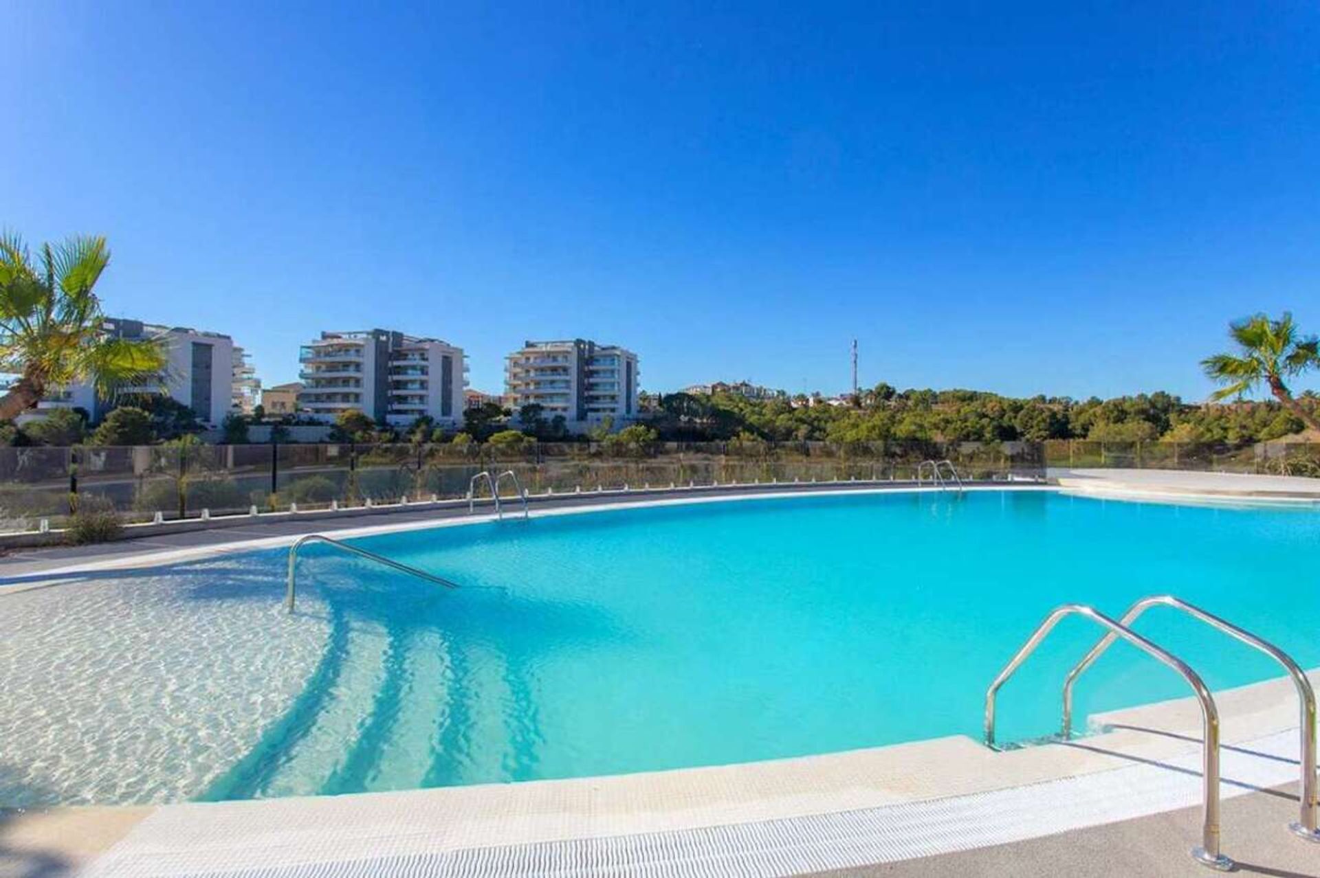 Condominium in Campoamor, Valencia 11277354