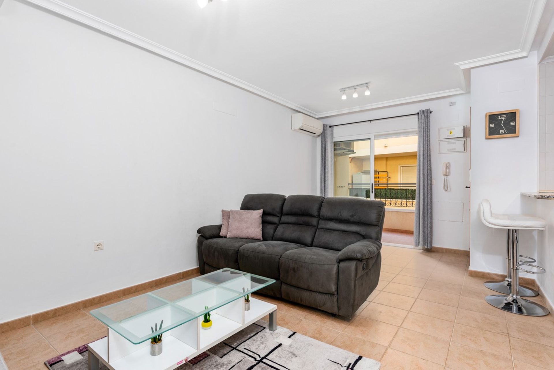 Condominium in Jacarilla, Comunidad Valenciana 11277466