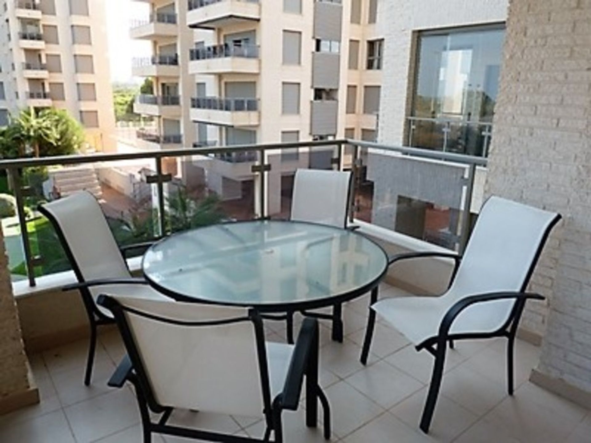 Condominium in Guardamar del Segura, Comunidad Valenciana 11277725