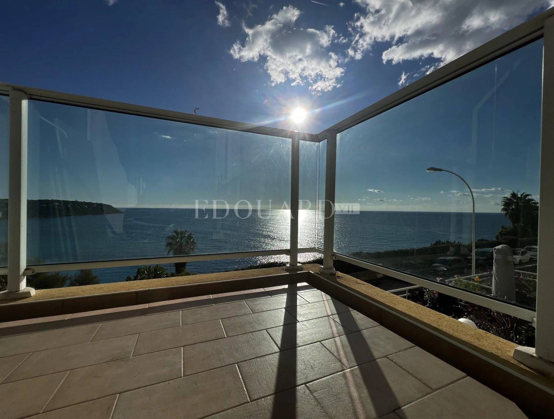 Condominium dans Roquebrune, Provence-Alpes-Côte d'Azur 11278486