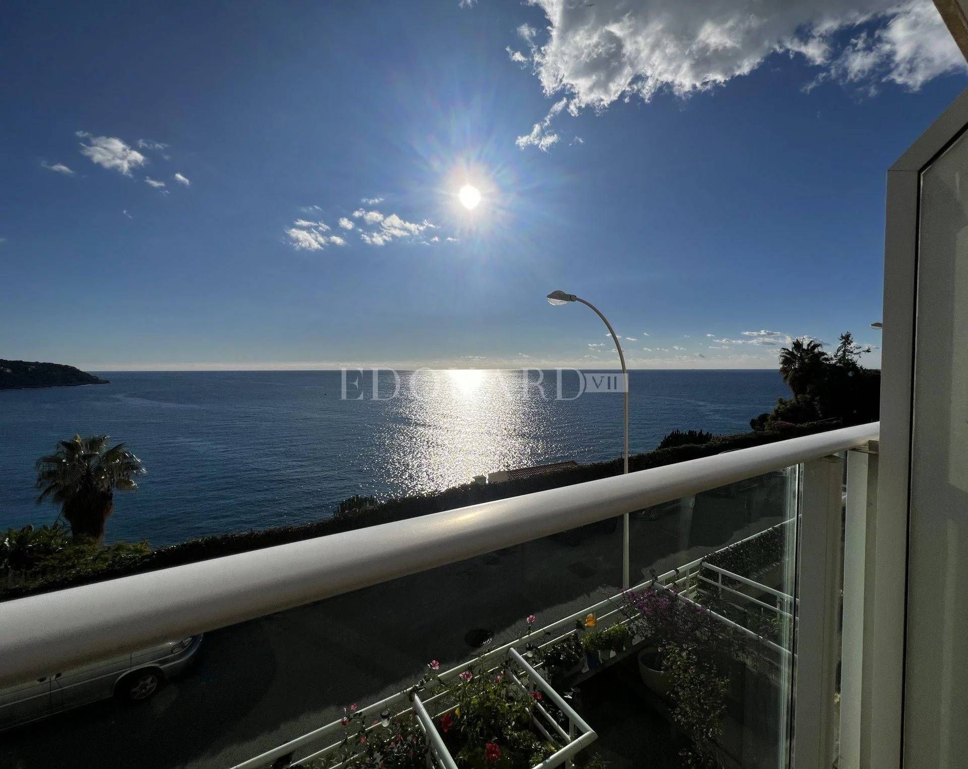 公寓 在 Roquebrune-Cap-Martin, Provence-Alpes-Côte d'Azur 11278486