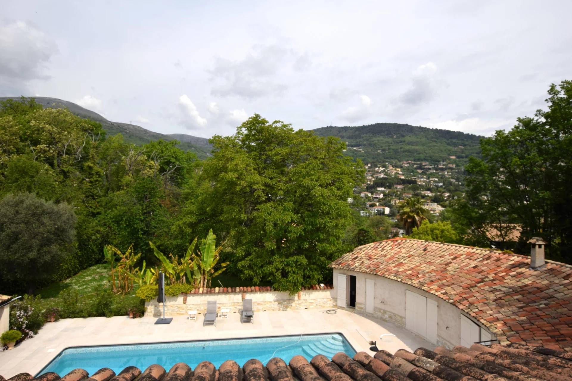 Будинок в Vence, Provence-Alpes-Côte d'Azur 11279367