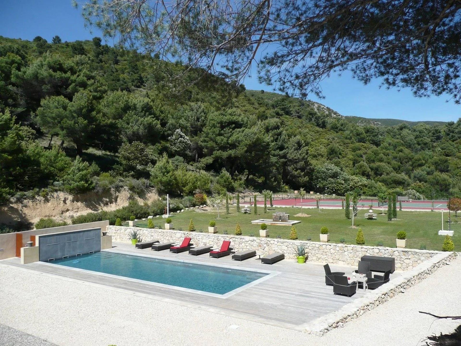 मकान में Lourmarin, Provence-Alpes-Côte d'Azur 11279579