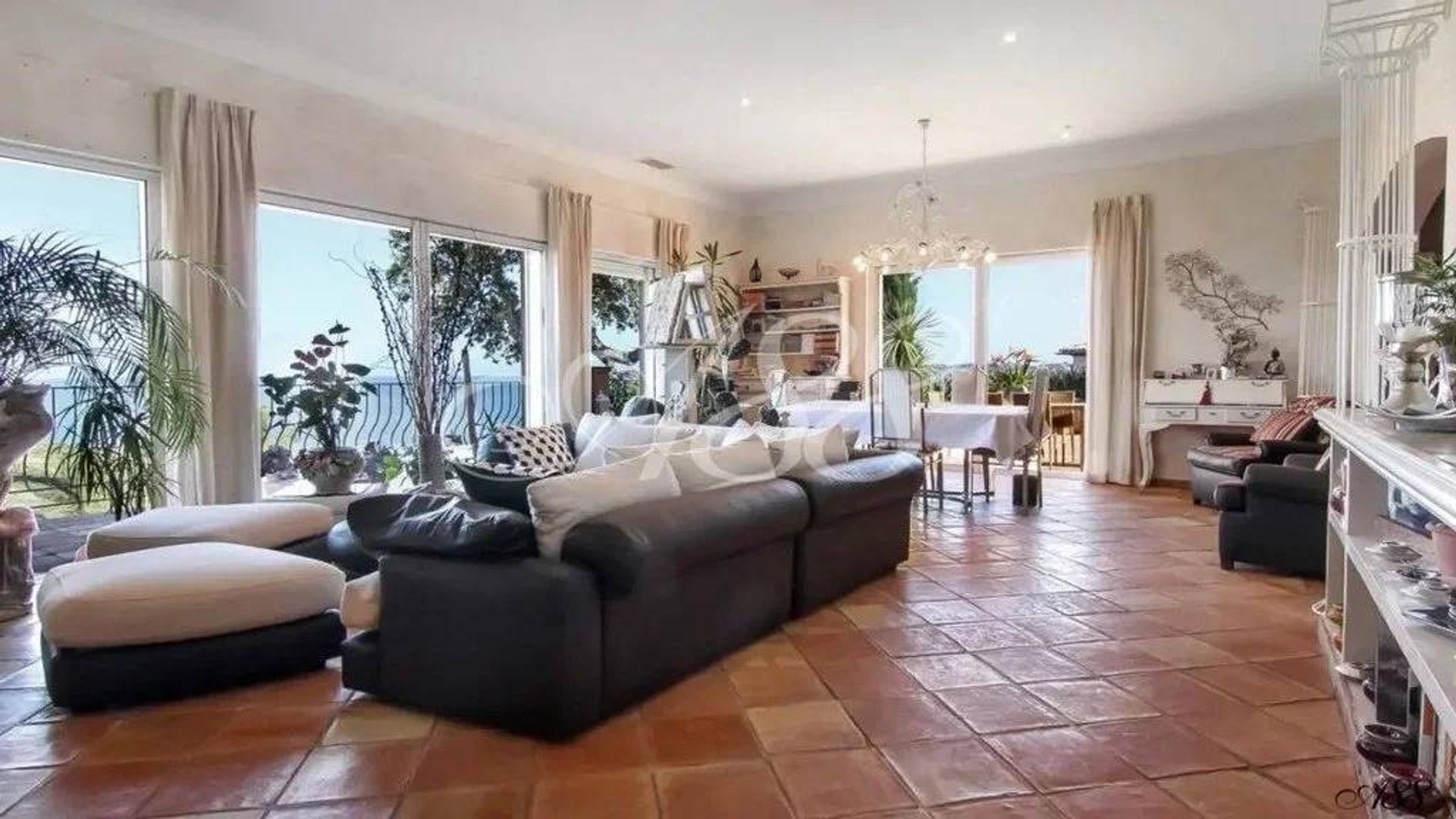 Hus i Sainte-Maxime, Provence-Alpes-Cote d'Azur 11279581