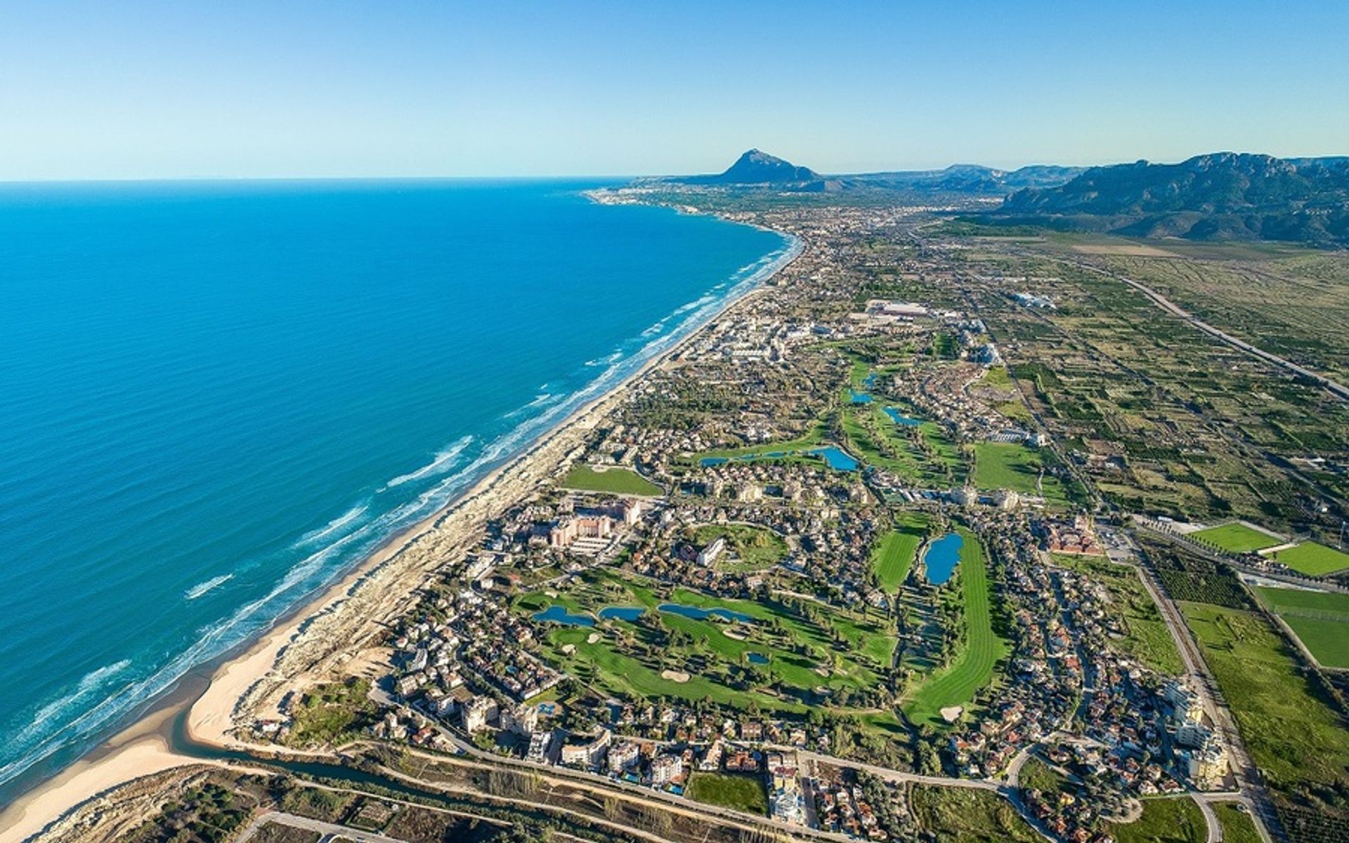 بيت في La Font d'en Carròs, Comunidad Valenciana 11279675