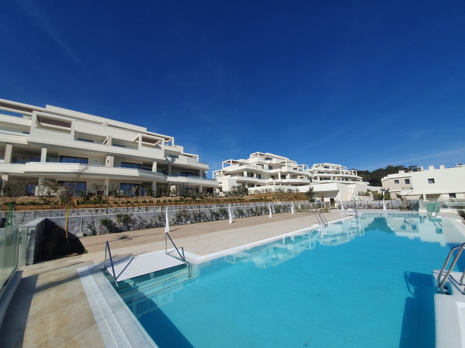 Condominium dans Estepona, Andalousie 11280733