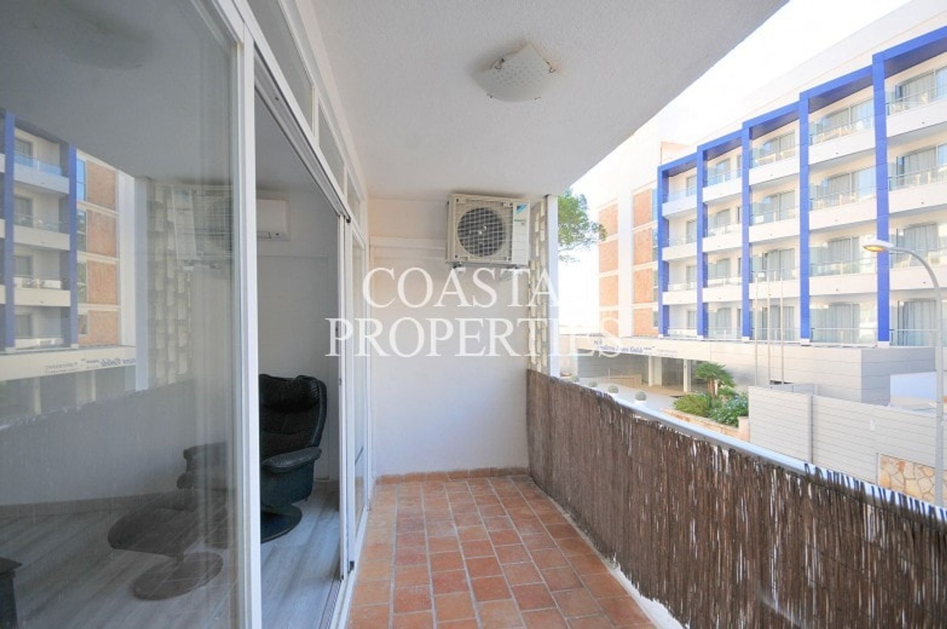 Кондоминиум в Palmanova, Illes Balears 11281336