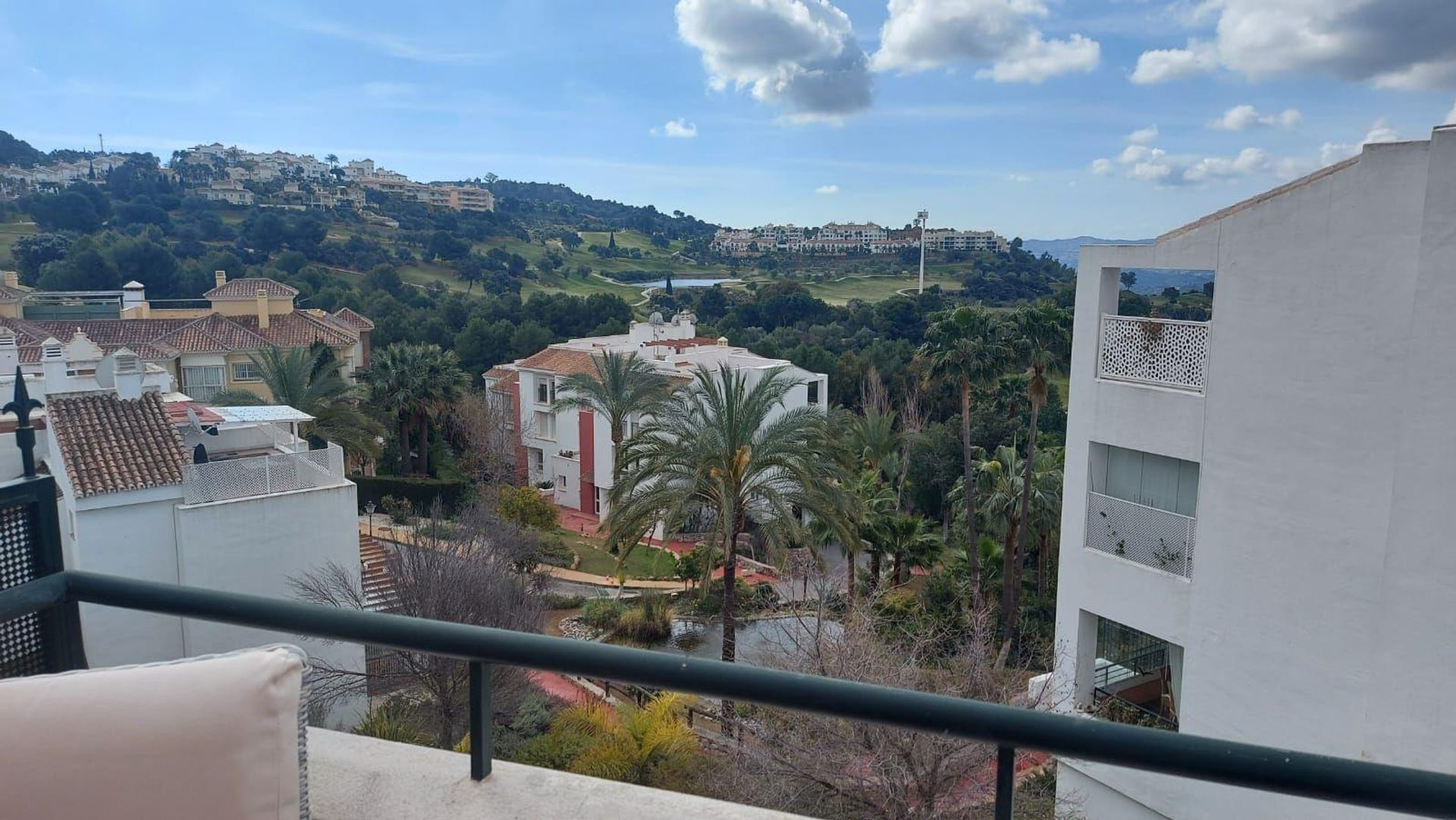 Condominium in Alhaurin el Grande, Andalusia 11282766