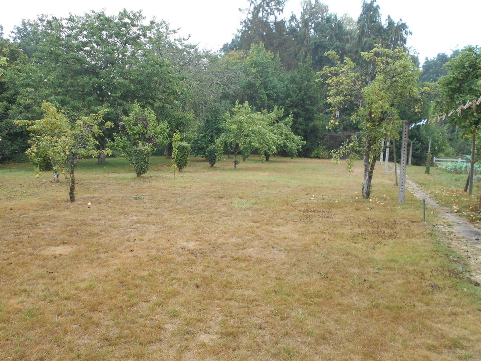 بيت في Couptrain, Pays de la Loire 11282818