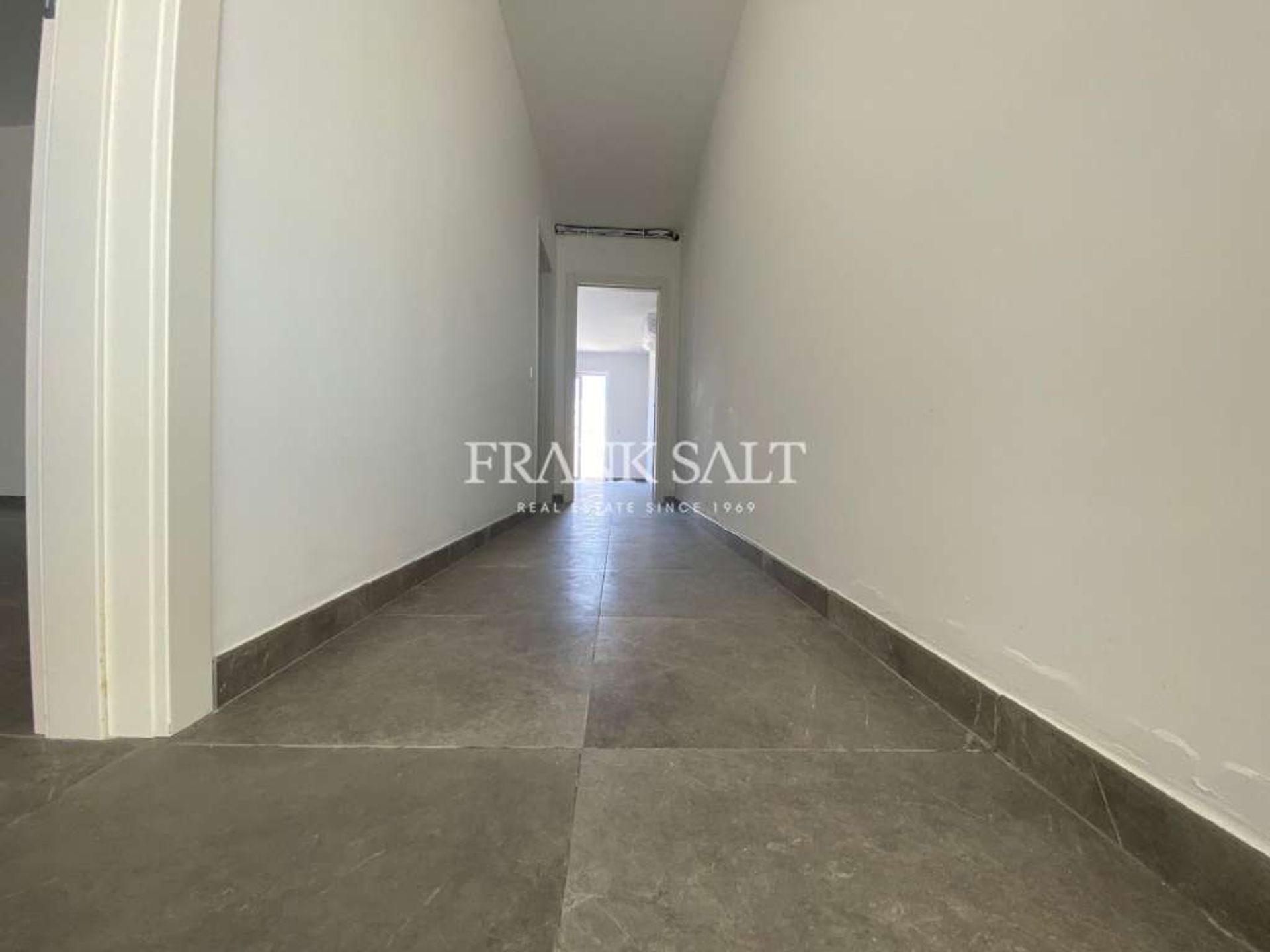 Condominio en Tal-Mejda, Swieqi 11282996