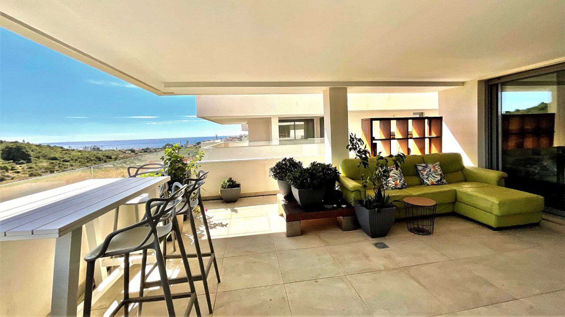 Condominio en Estepona, Andalucía 11283072