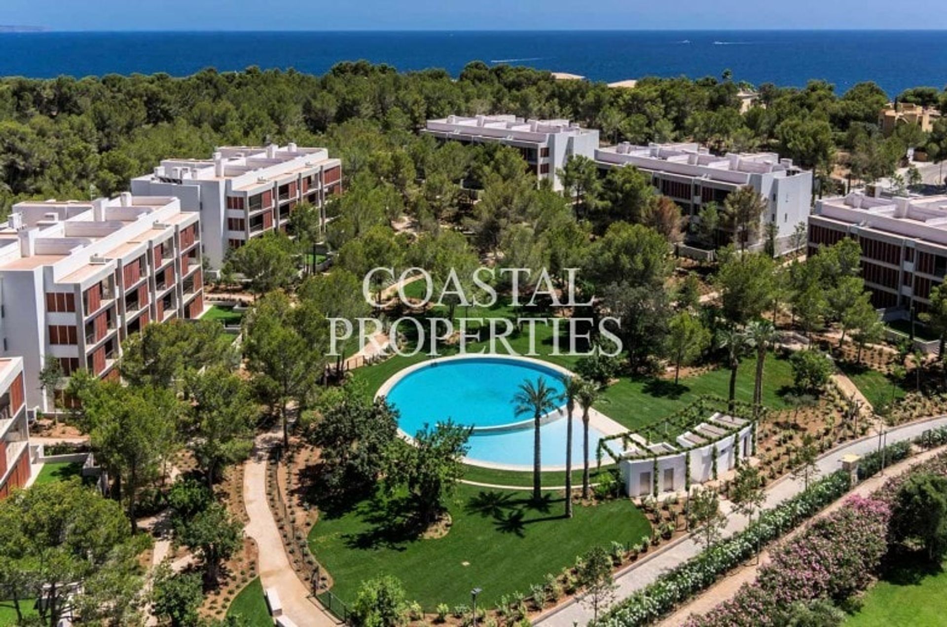 Condominium in La Bonanova, Balearic Islands 11283077