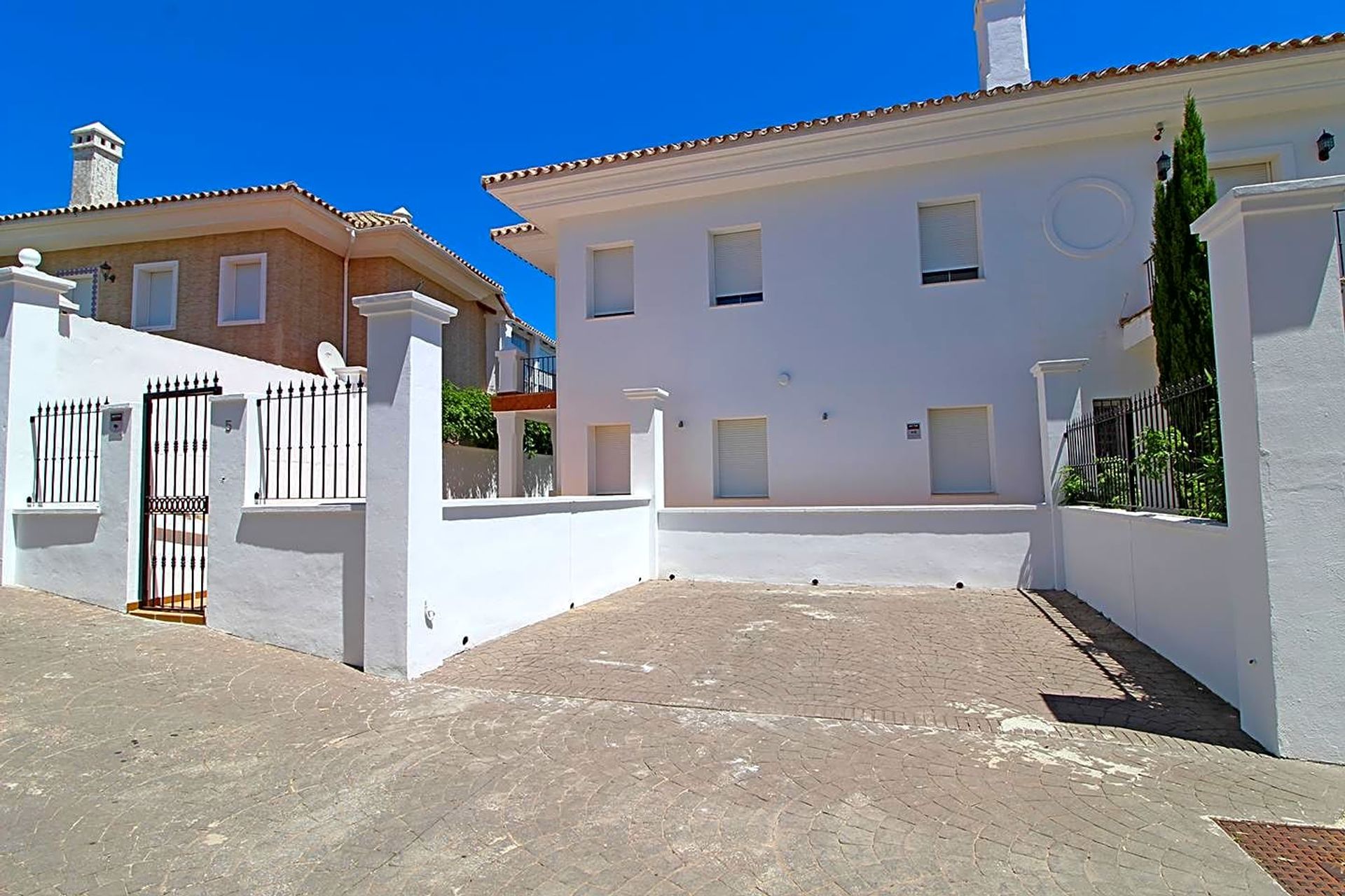 Condominium dans Ojén, Andalucía 11284154