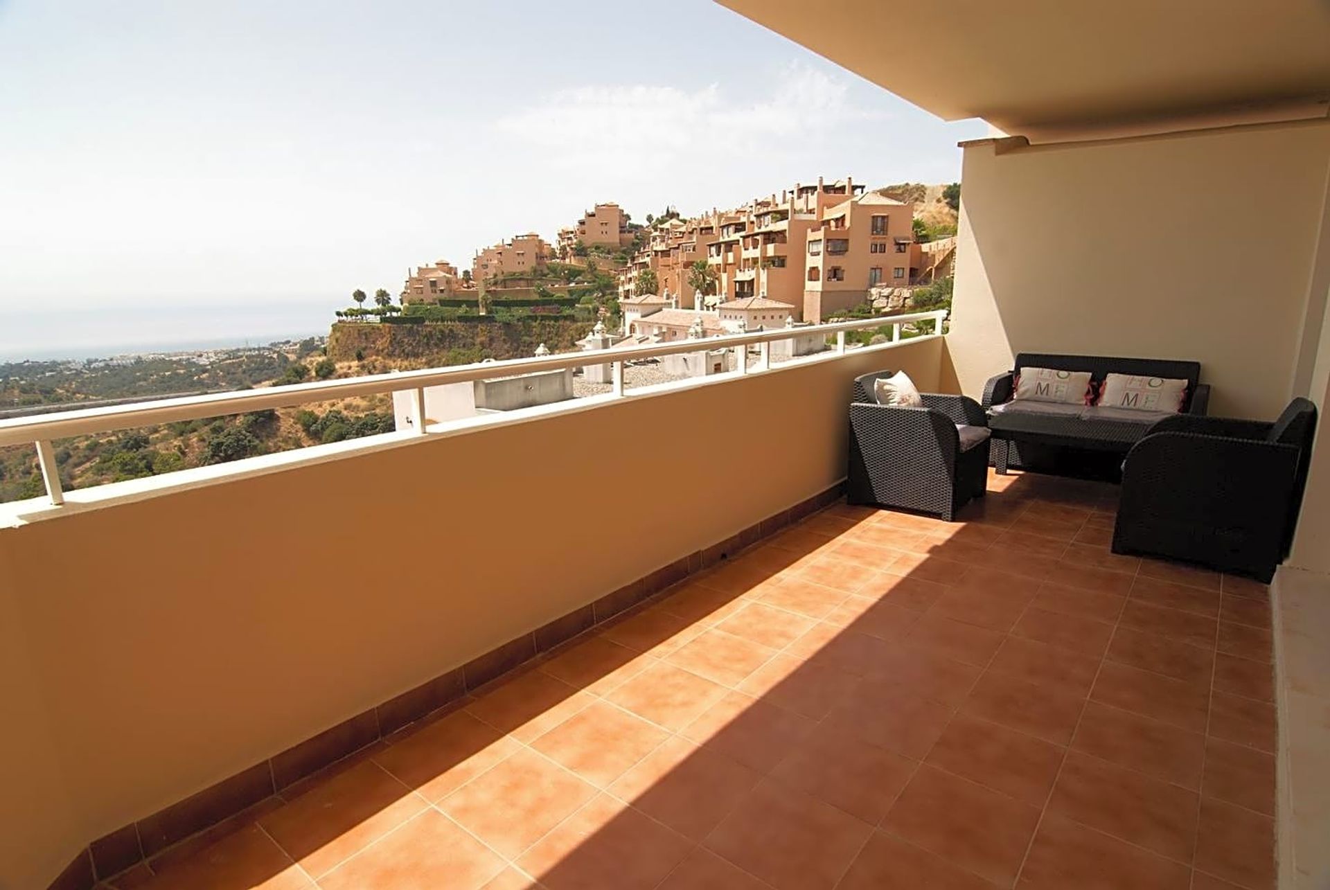 Condominium dans Fuengirola, Andalousie 11285485