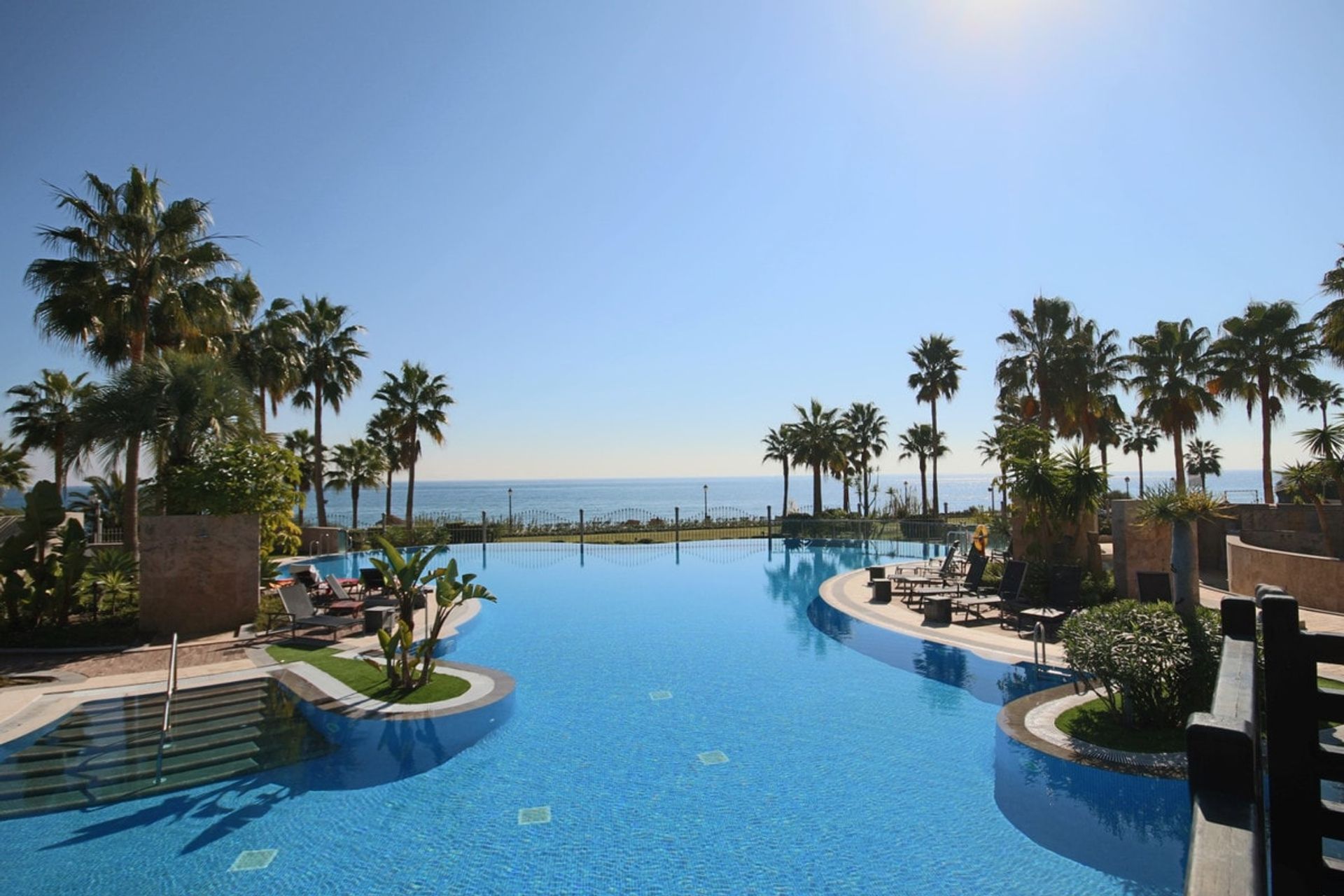 Condominio nel Estepona, Andalusia 11285673