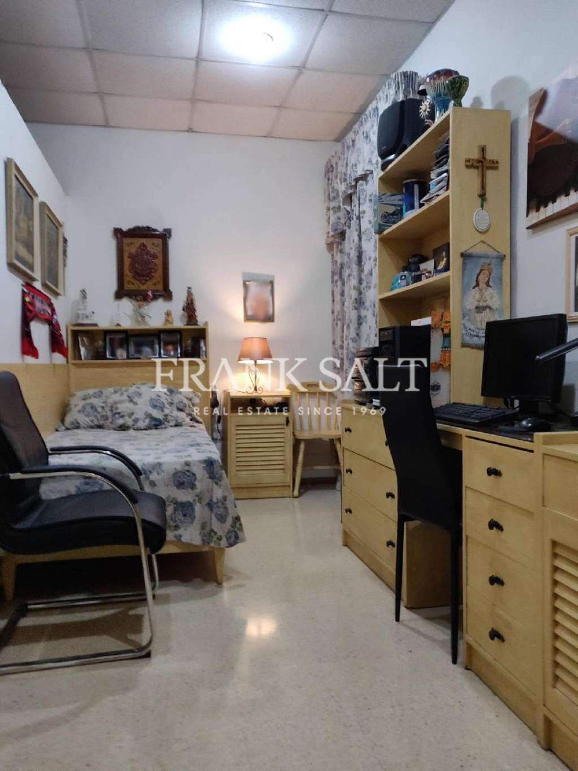 Condominium in Qormi,  11285933