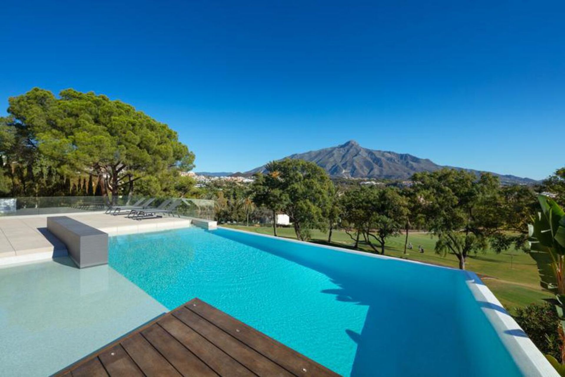 Haus im Marbella, Andalucía 11285948