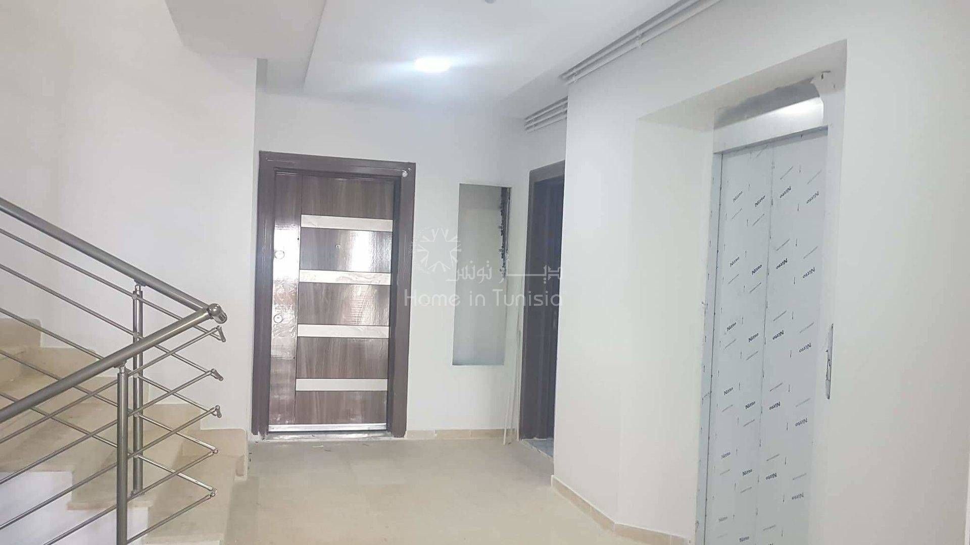 Osakehuoneisto sisään Souani el Adari, Sousse 11286749