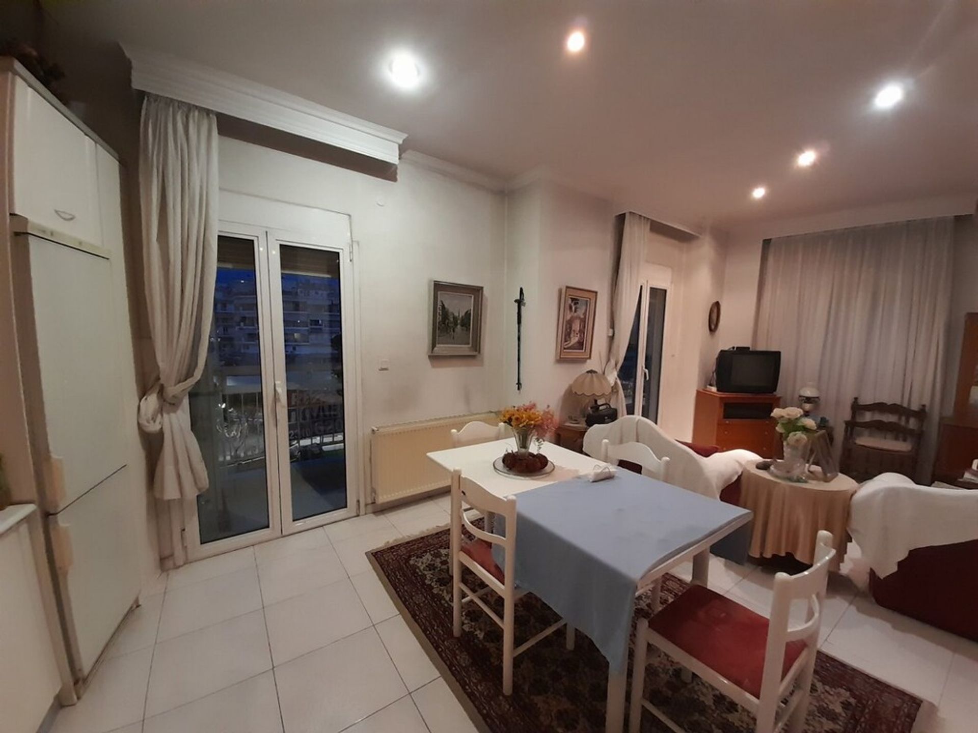 Condominio en Ampelokipi,  11287261