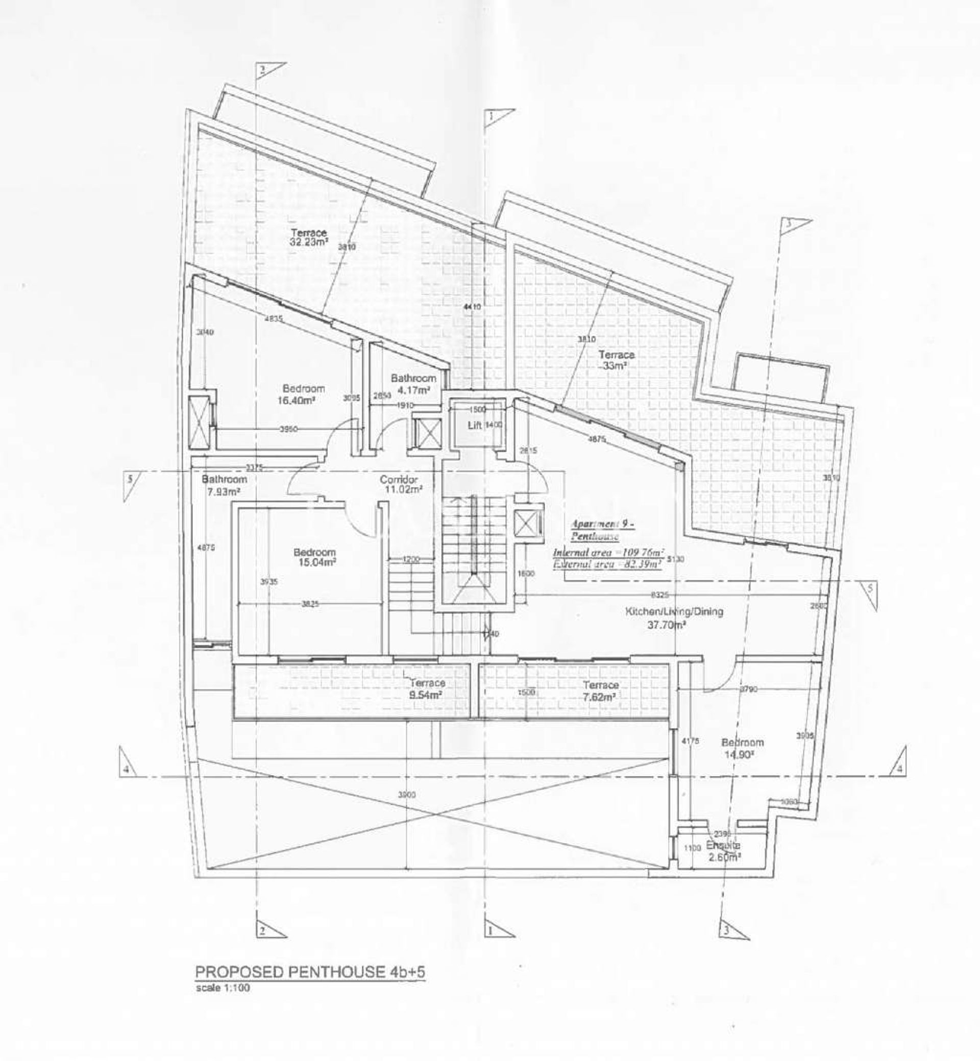 Industrieel in Ħal Safi,  11287508