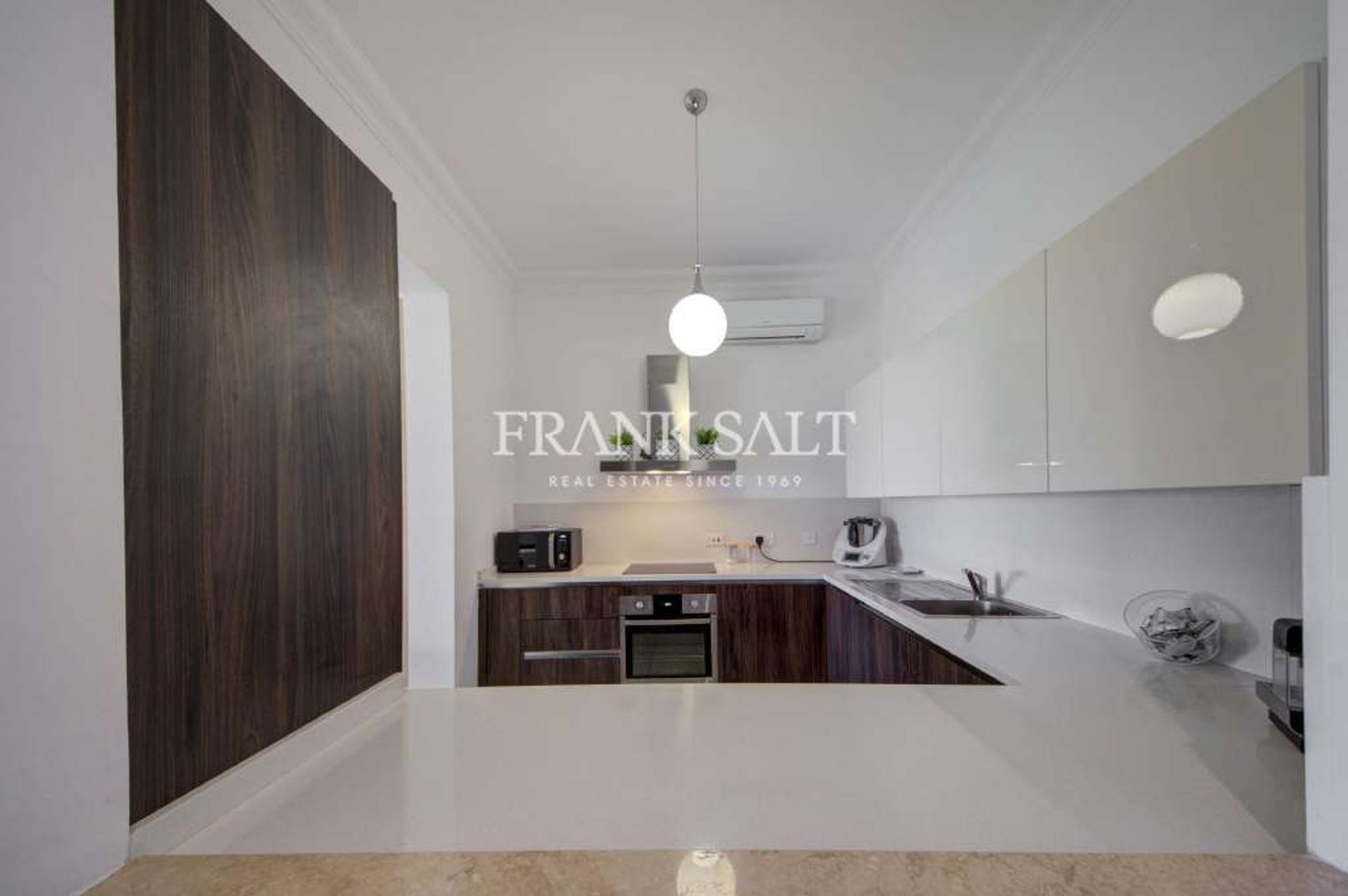 Condominium in Tas-Sliema,  11287666