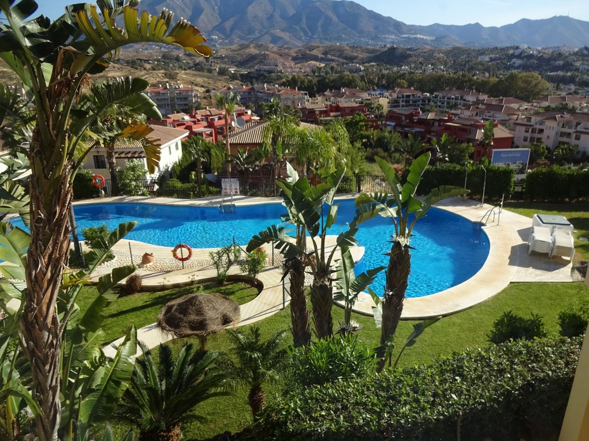 Condominio en Fuengirola, Andalucía 11288137