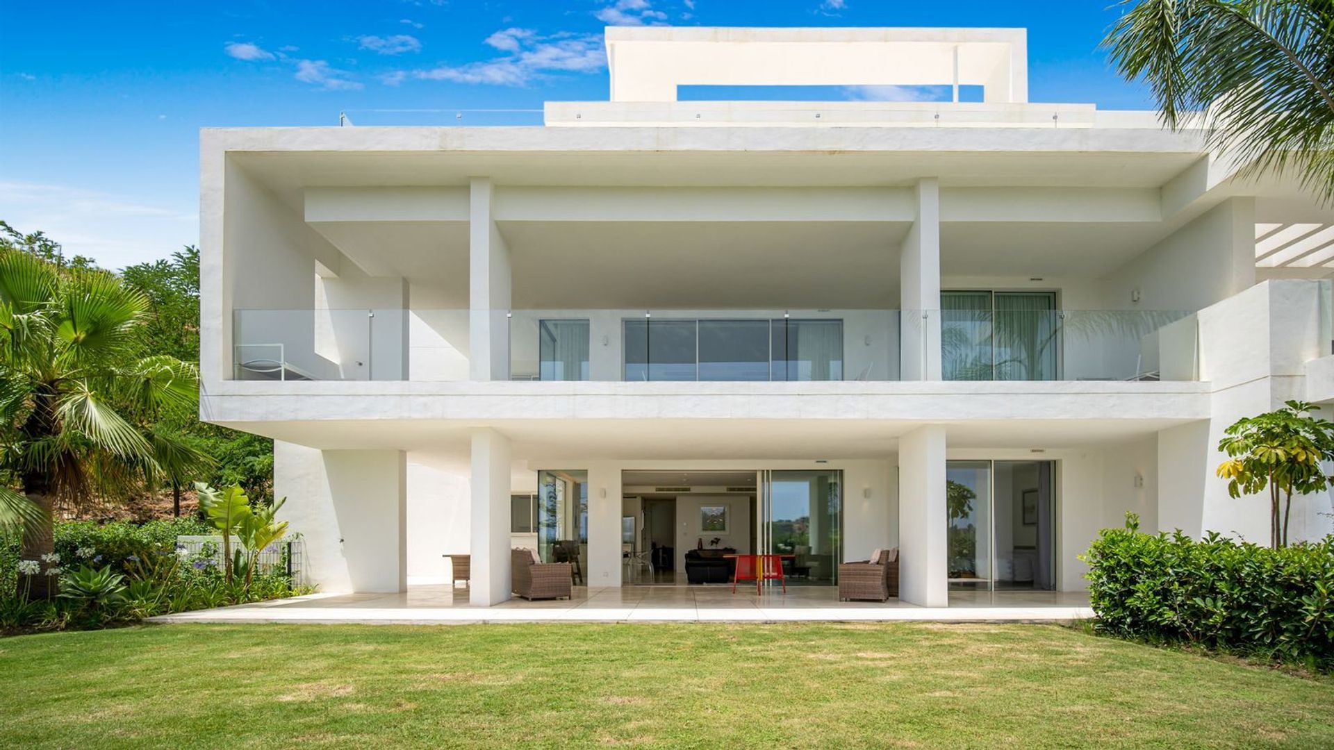 Condominium in Marbella, Andalucía 11292906