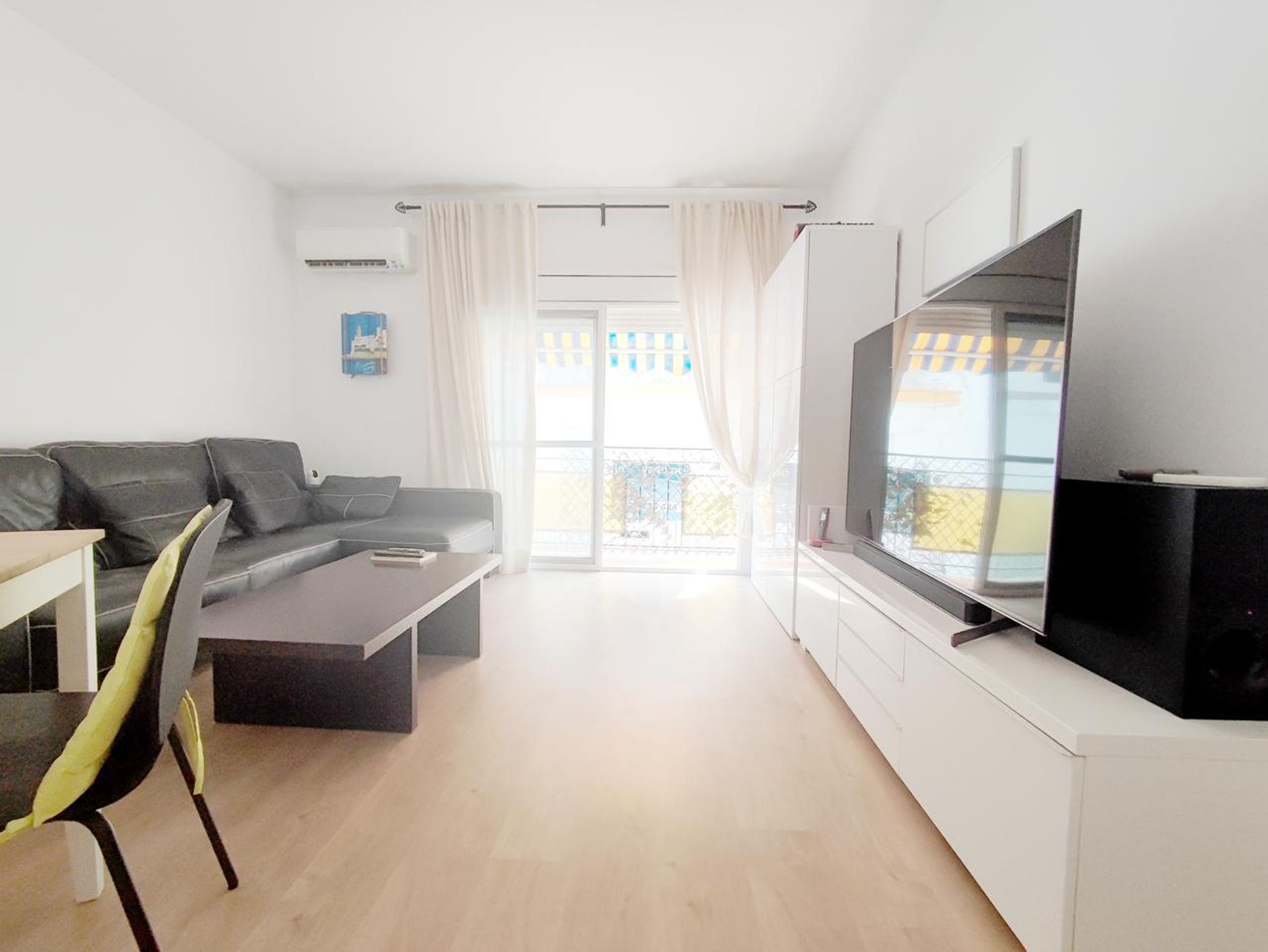 Condominio nel Sant'Adriano de Besòs, Catalogna 11293070