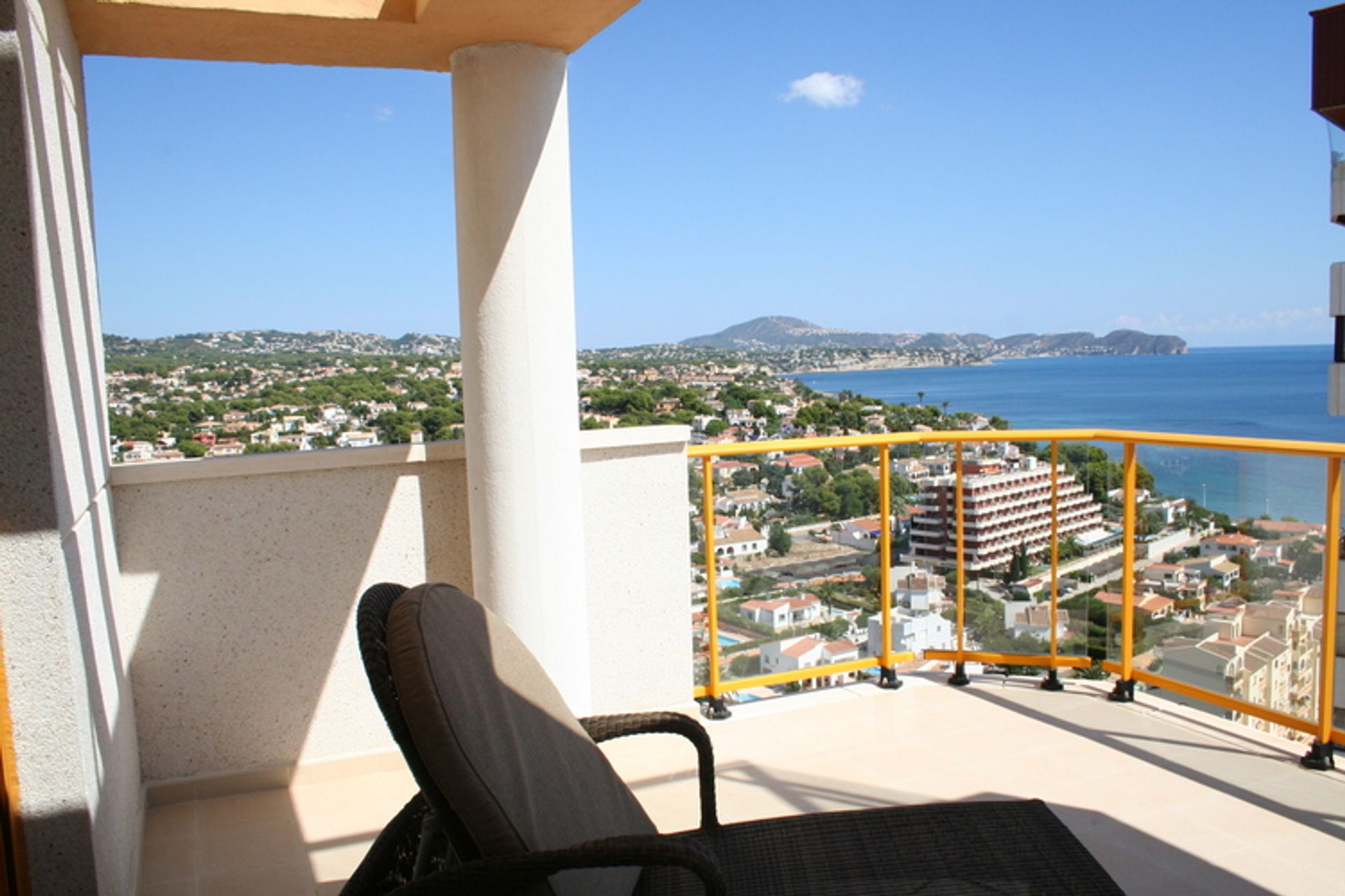 Condominium in Calpe, Valencia 11295220