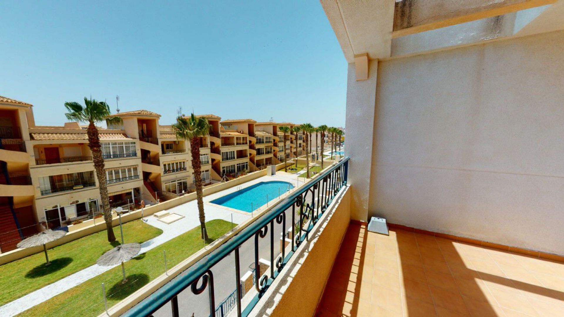 Condominium in Orihuela, Comunidad Valenciana 11295625