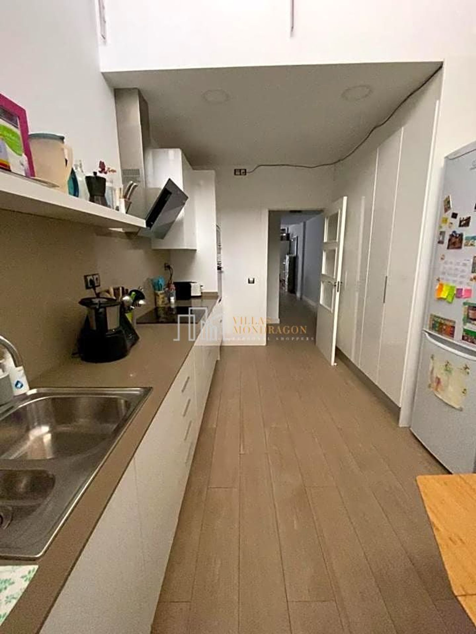 Condominium dans Barcelone, Catalogne 11295860