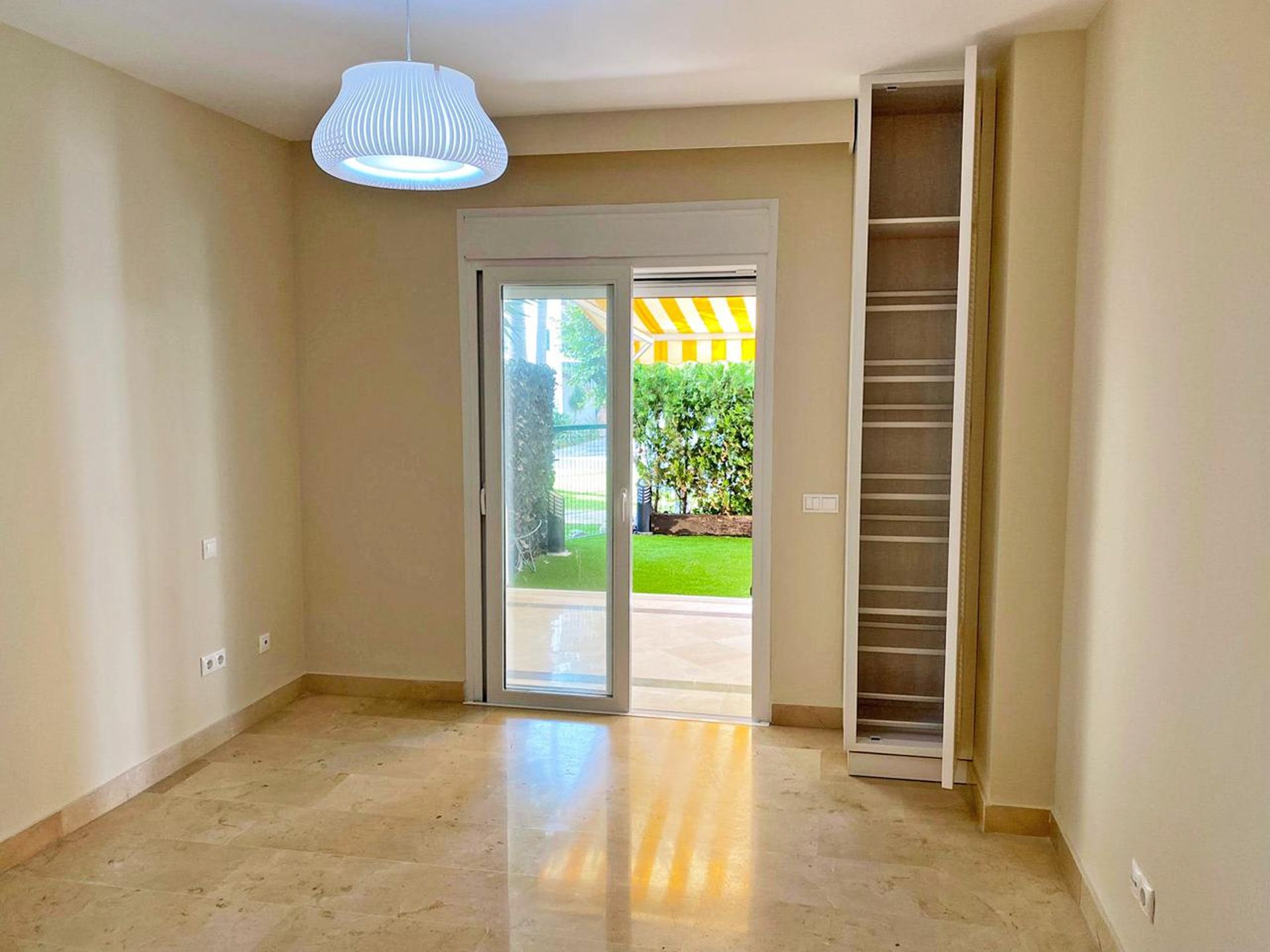 Condominium in Atalaya Isdabe, Andalucía 11296541