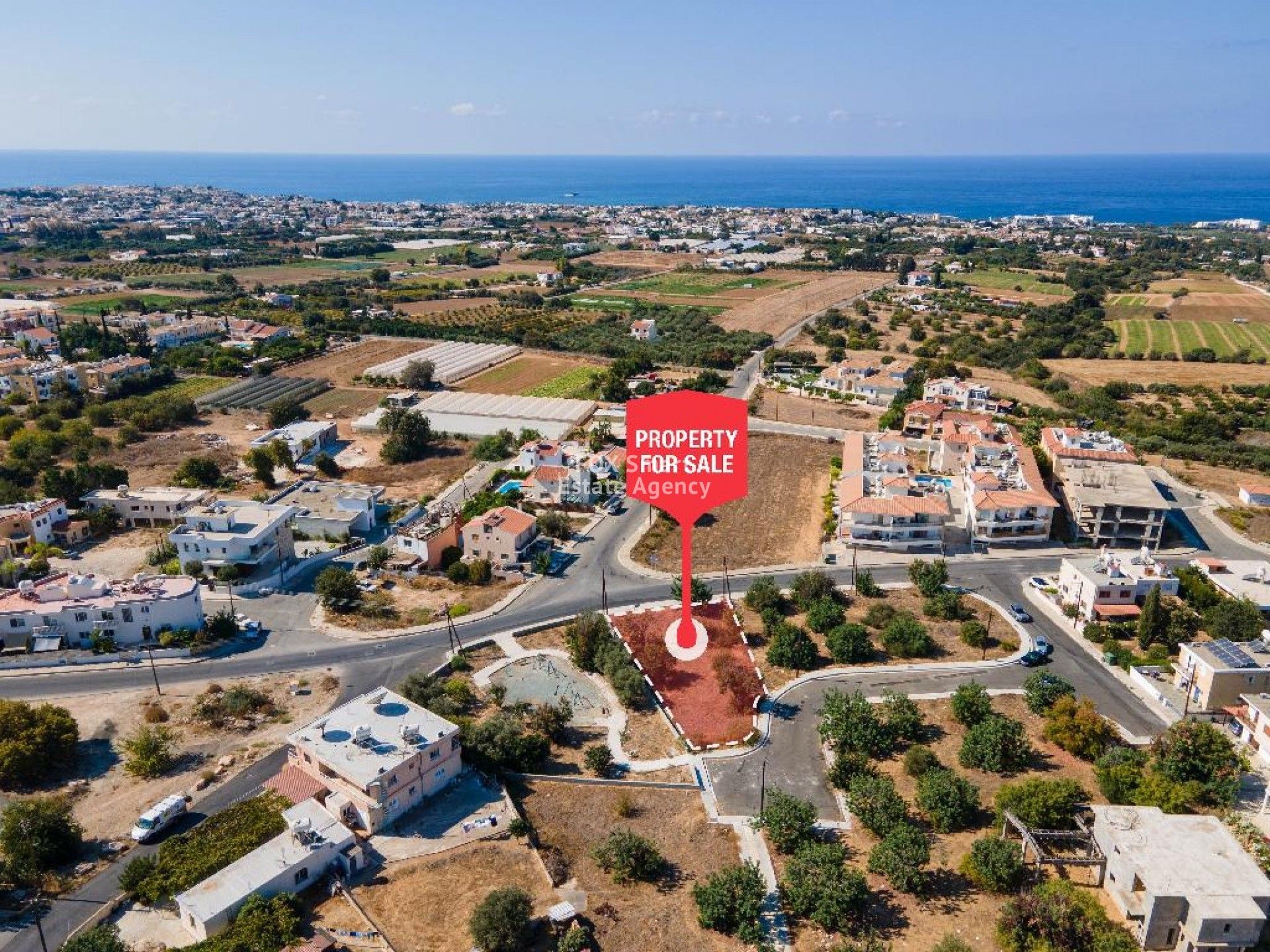 Tanah di Emba, Paphos 11297121