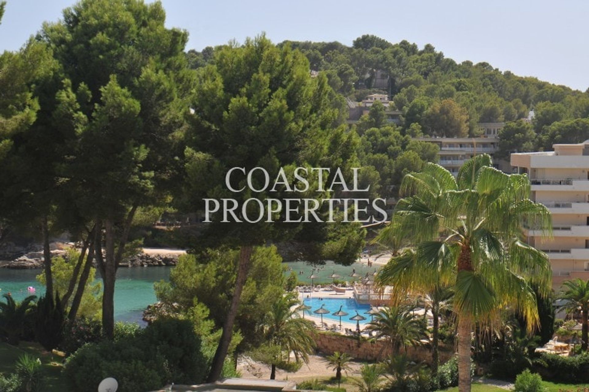 Condominium in Calvia, Balearic Islands 11298088