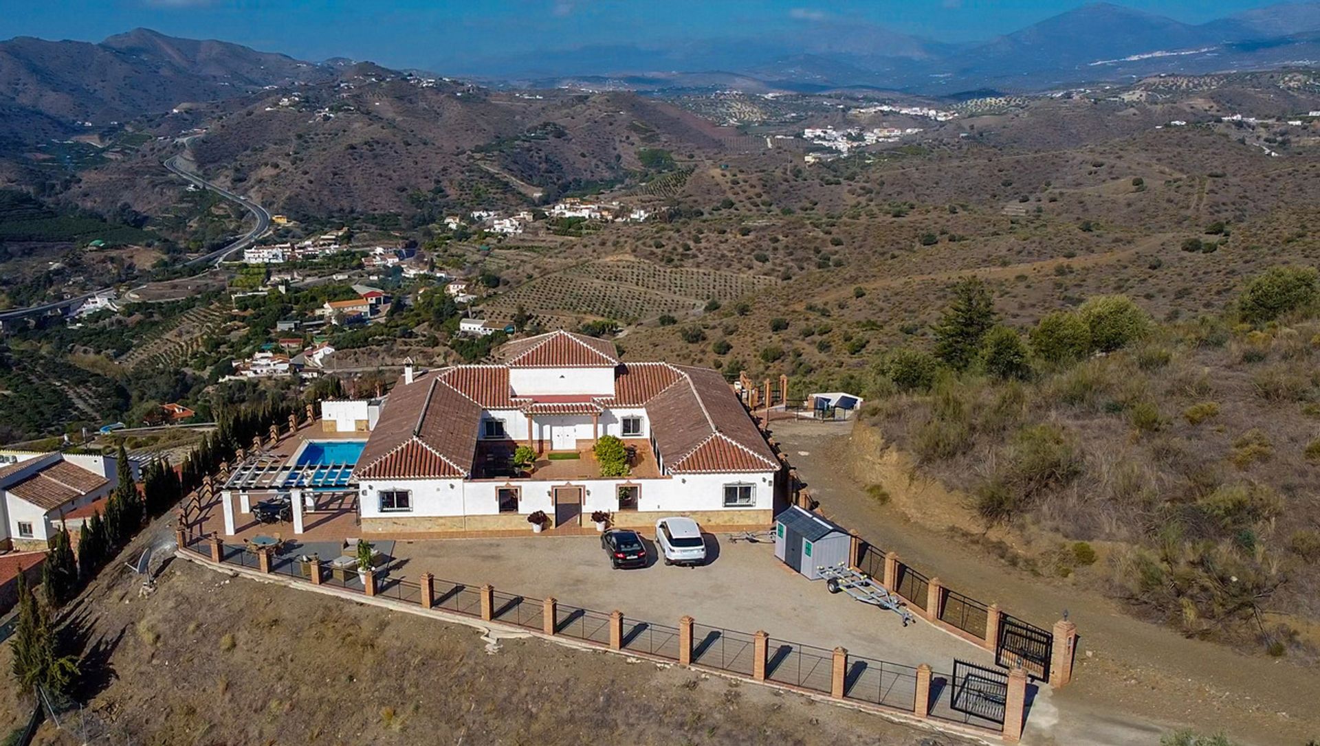 rumah dalam Canillas de Aceituno, Andalusia 11299046