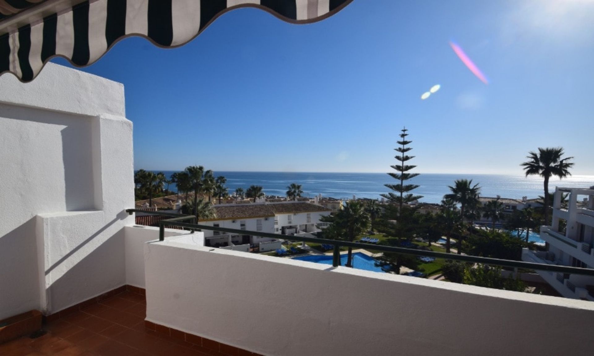 Condominium in Fuengirola, Andalusia 11299096